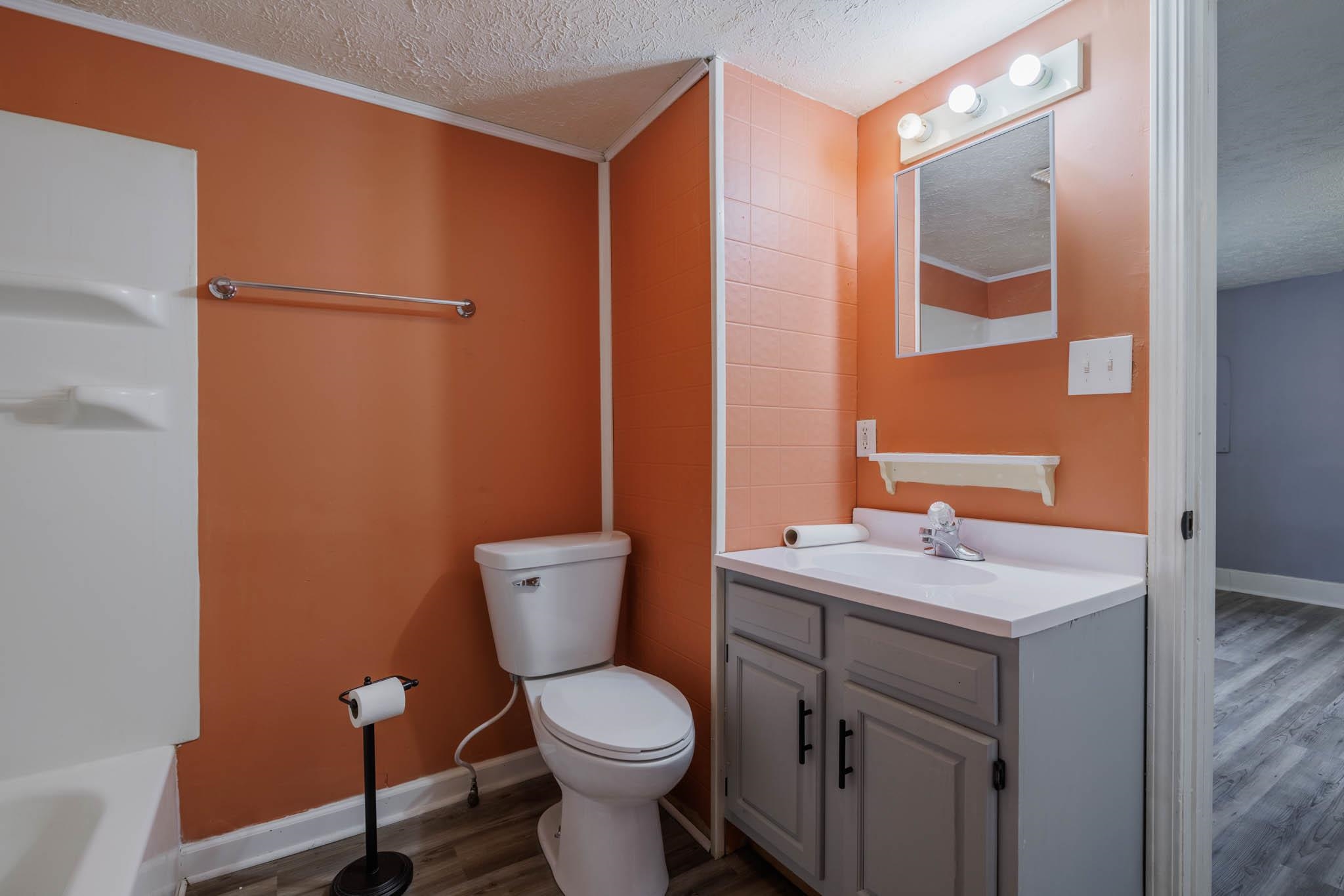 710 George St, Owensboro, Kentucky 42301, 3 Bedrooms Bedrooms, ,2 BathroomsBathrooms,Single Family Residence,For Sale,George St,91326