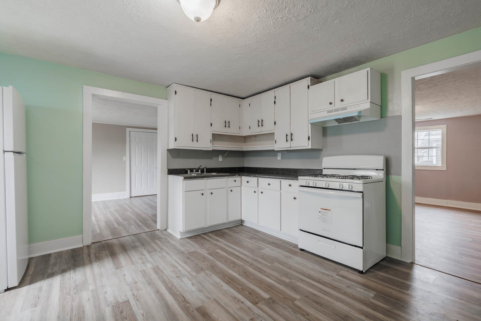 710 George St, Owensboro, Kentucky 42301, 3 Bedrooms Bedrooms, ,2 BathroomsBathrooms,Single Family Residence,For Sale,George St,91326