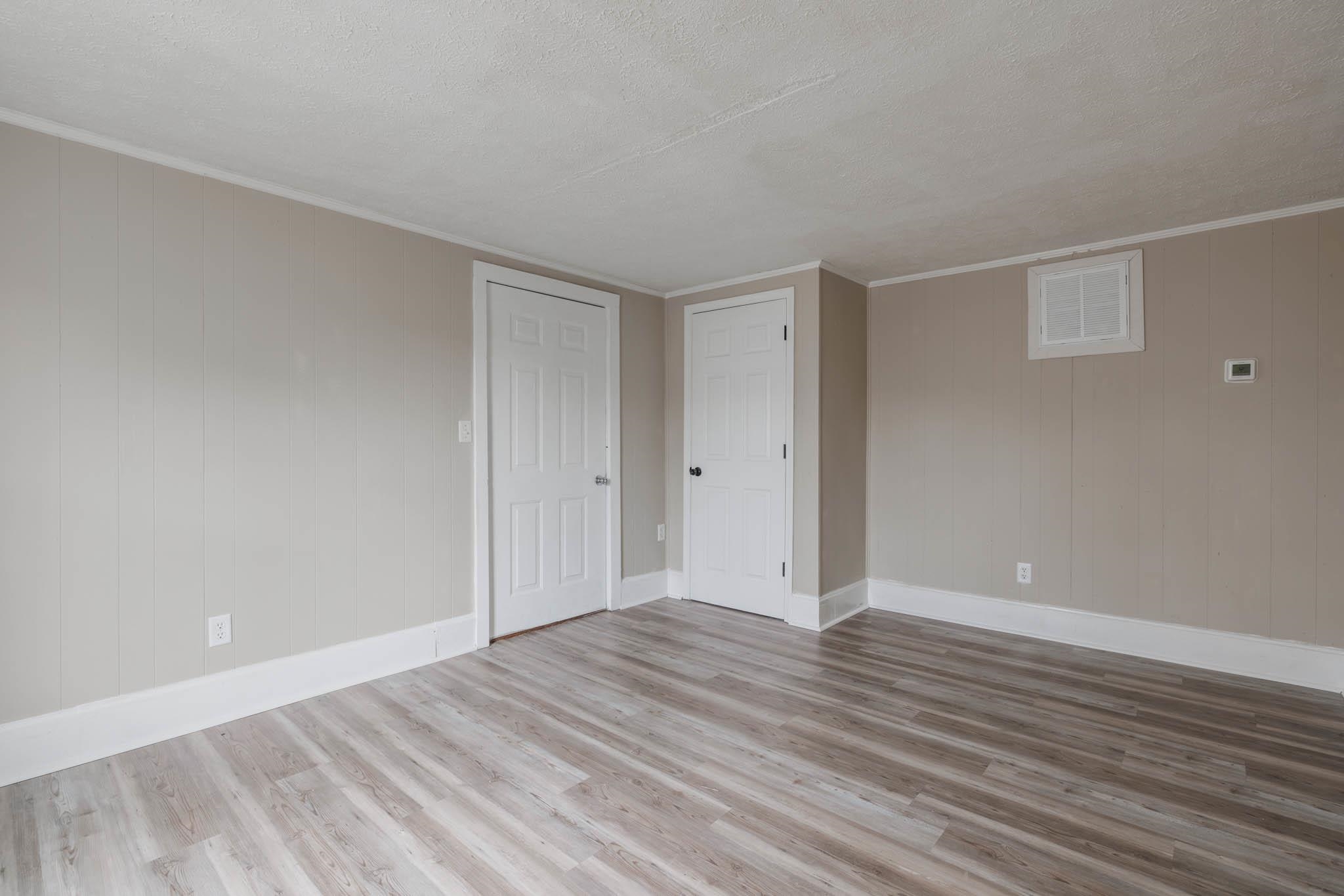 710 George St, Owensboro, Kentucky 42301, 3 Bedrooms Bedrooms, ,2 BathroomsBathrooms,Single Family Residence,For Sale,George St,91326