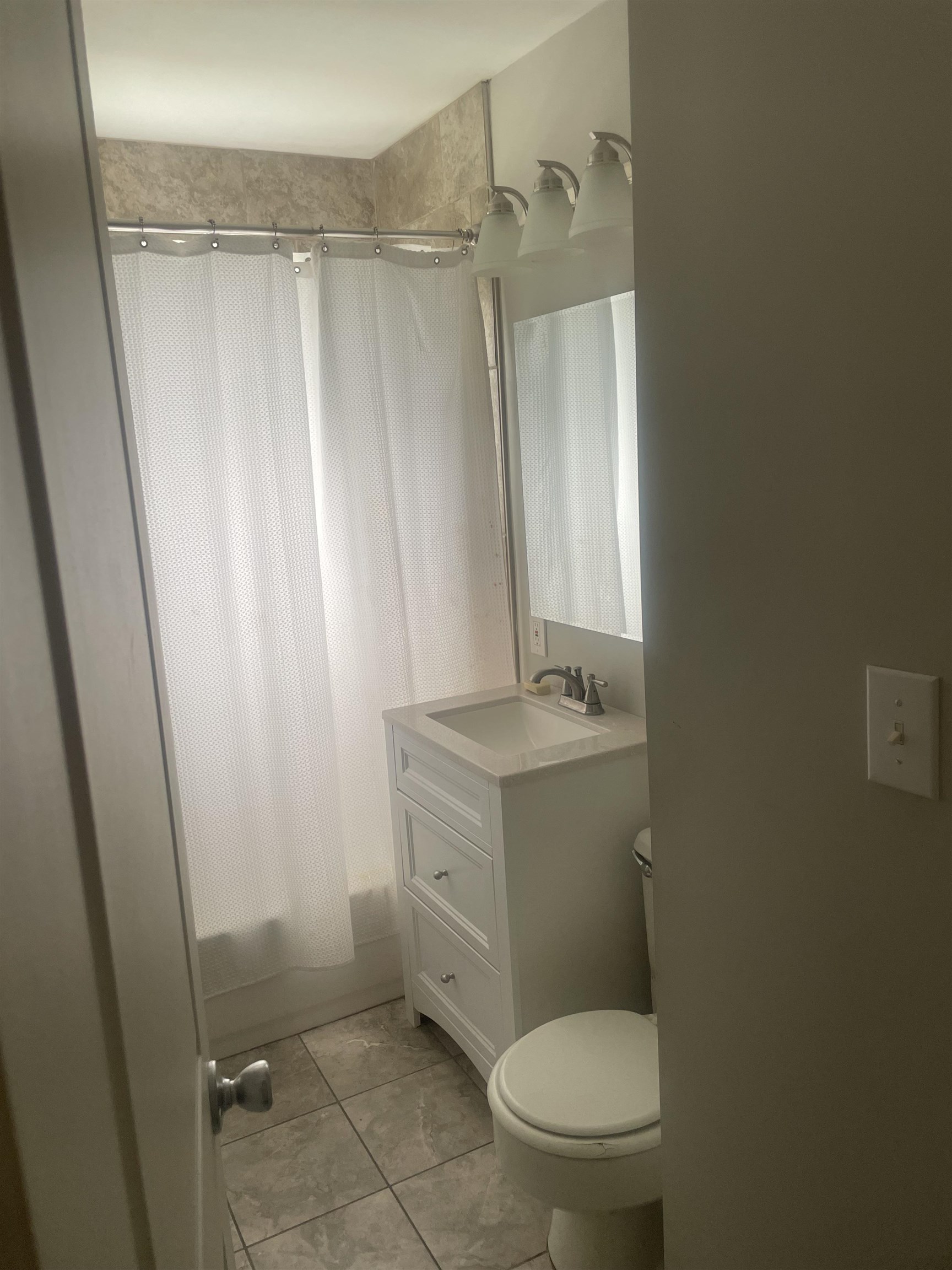 170 Tennyson Drive, Owensboro, Kentucky 42301, 3 Bedrooms Bedrooms, ,1 BathroomBathrooms,Single Family Residence,For Sale,Tennyson Drive,91329