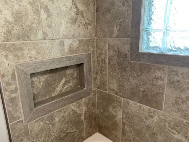 170 Tennyson Drive, Owensboro, Kentucky 42301, 3 Bedrooms Bedrooms, ,1 BathroomBathrooms,Single Family Residence,For Sale,Tennyson Drive,91329