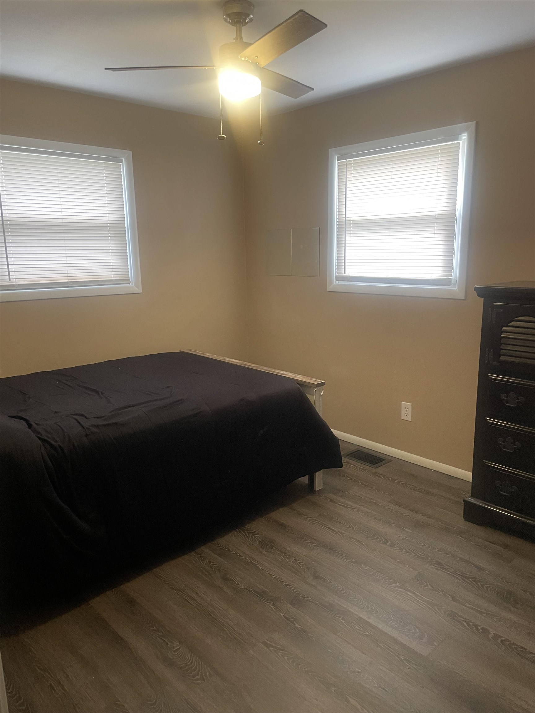 170 Tennyson Drive, Owensboro, Kentucky 42301, 3 Bedrooms Bedrooms, ,1 BathroomBathrooms,Single Family Residence,For Sale,Tennyson Drive,91329