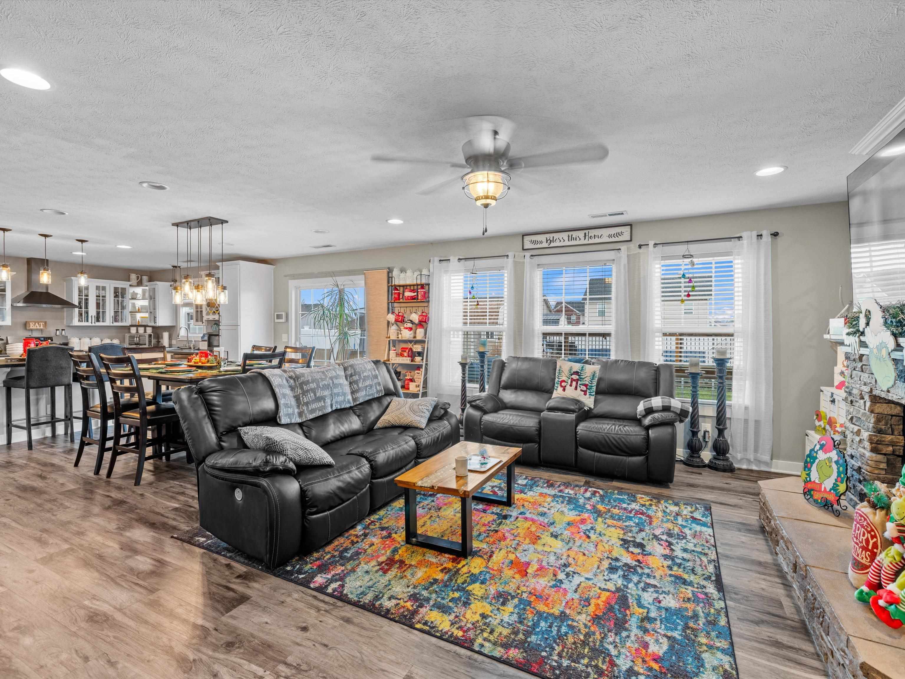5543 Skyline Dr, Owensboro, Kentucky 42301, 4 Bedrooms Bedrooms, ,2 BathroomsBathrooms,Single Family Residence,For Sale,Skyline Dr,91334