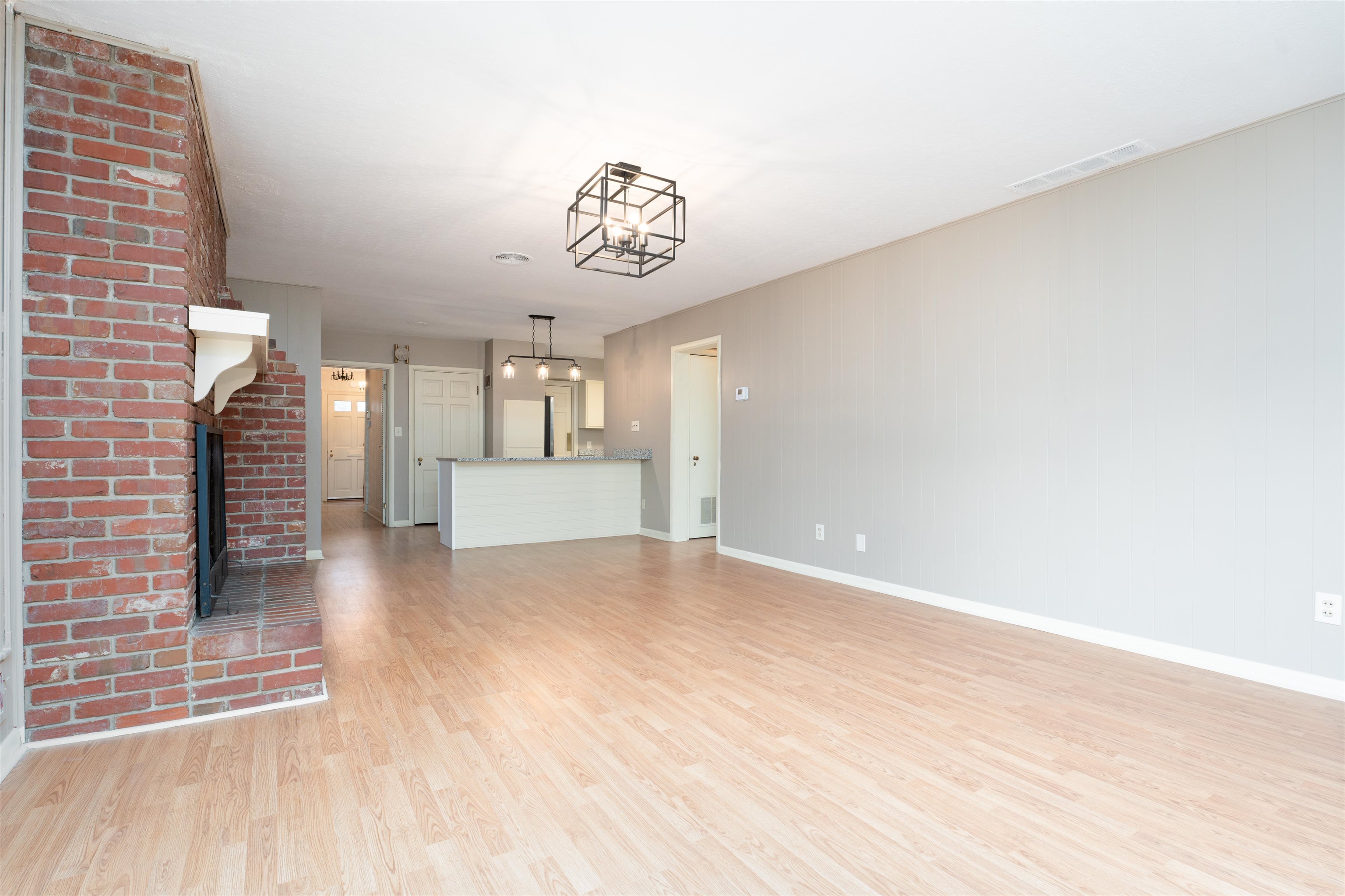 1927 Lexington Ave, Owensboro, Kentucky 42301, 4 Bedrooms Bedrooms, ,2 BathroomsBathrooms,Single Family Residence,For Sale,Lexington Ave,91342