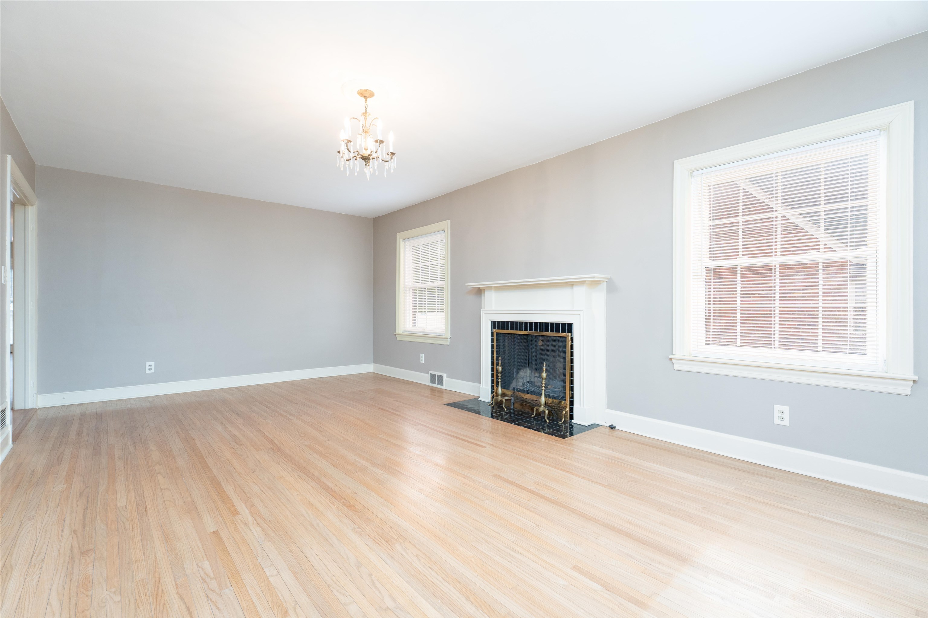 1927 Lexington Ave, Owensboro, Kentucky 42301, 4 Bedrooms Bedrooms, ,2 BathroomsBathrooms,Single Family Residence,For Sale,Lexington Ave,91342