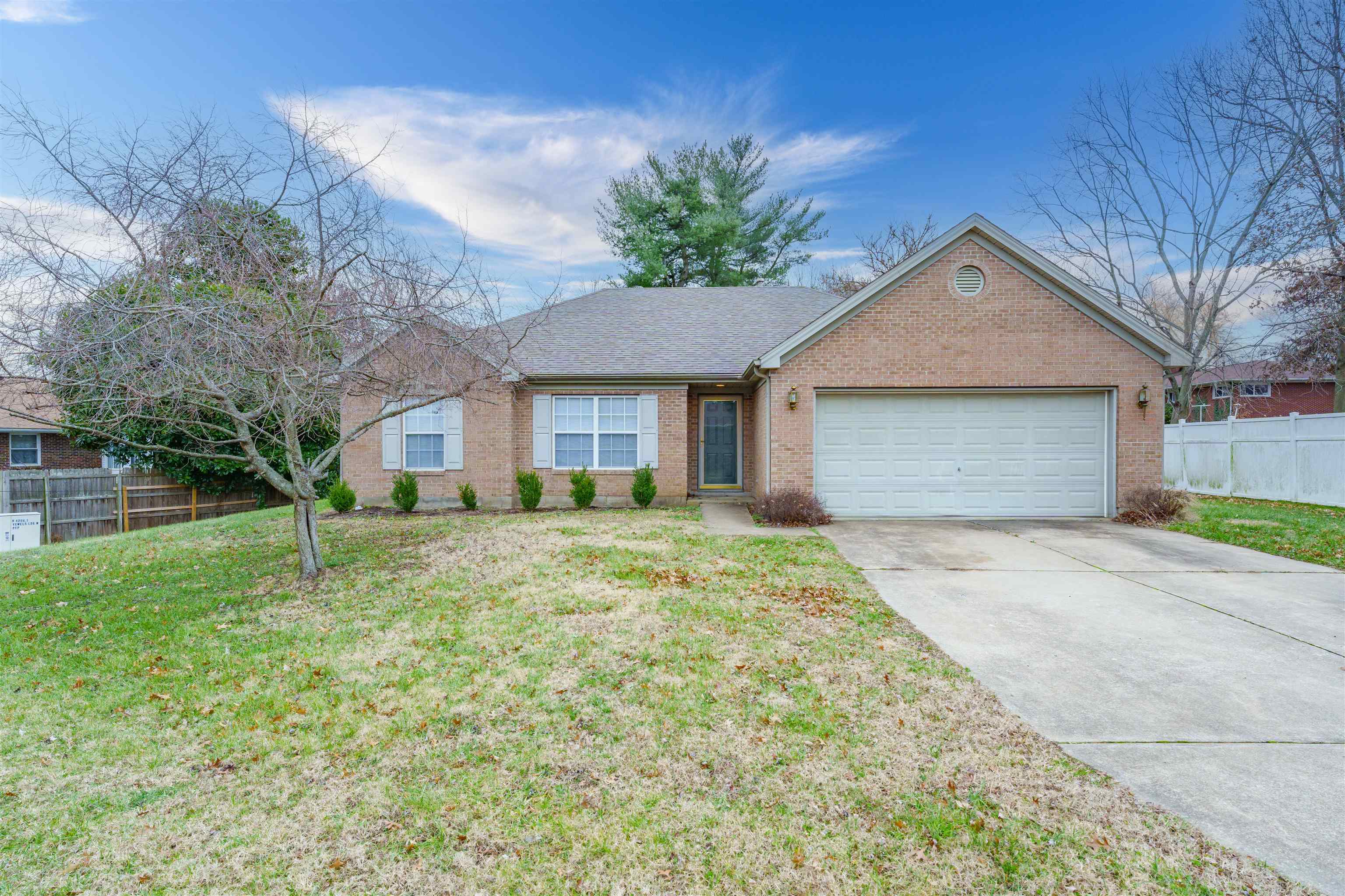 4161 Liberty Pt, Owensboro, Kentucky 42303, 3 Bedrooms Bedrooms, ,2 BathroomsBathrooms,Single Family Residence,For Sale,Liberty Pt,91344