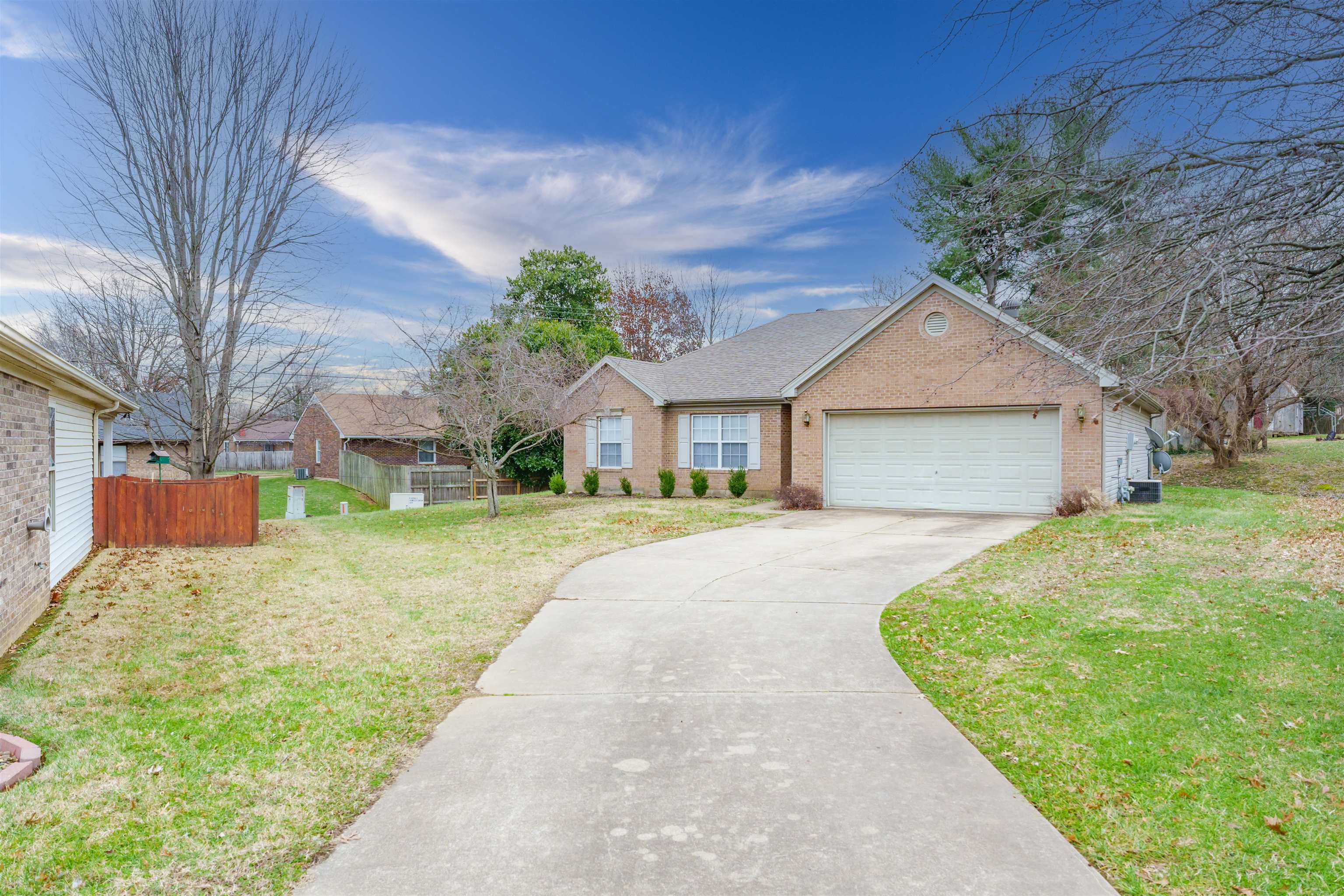 4161 Liberty Pt, Owensboro, Kentucky 42303, 3 Bedrooms Bedrooms, ,2 BathroomsBathrooms,Single Family Residence,For Sale,Liberty Pt,91344