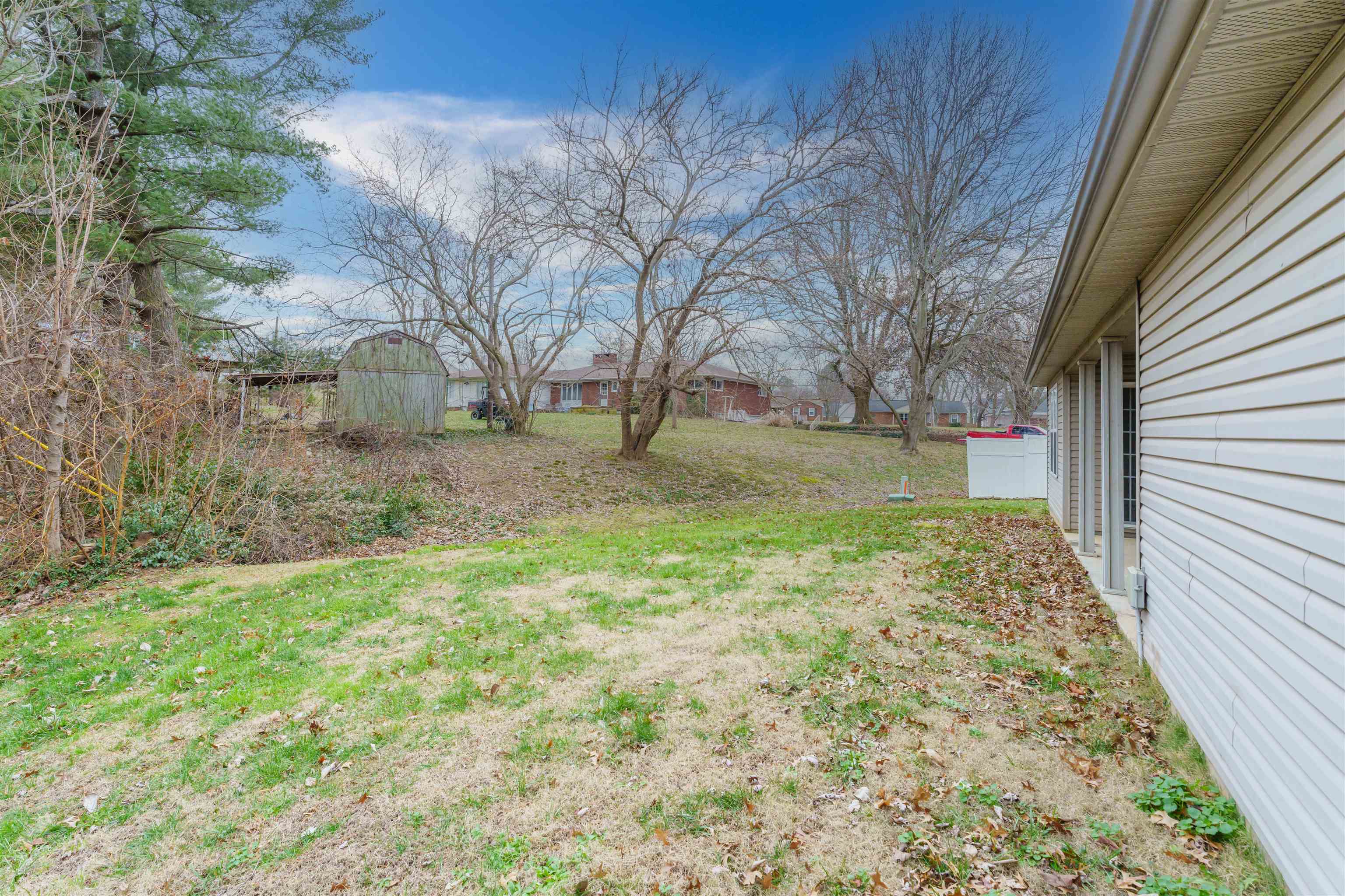 4161 Liberty Pt, Owensboro, Kentucky 42303, 3 Bedrooms Bedrooms, ,2 BathroomsBathrooms,Single Family Residence,For Sale,Liberty Pt,91344