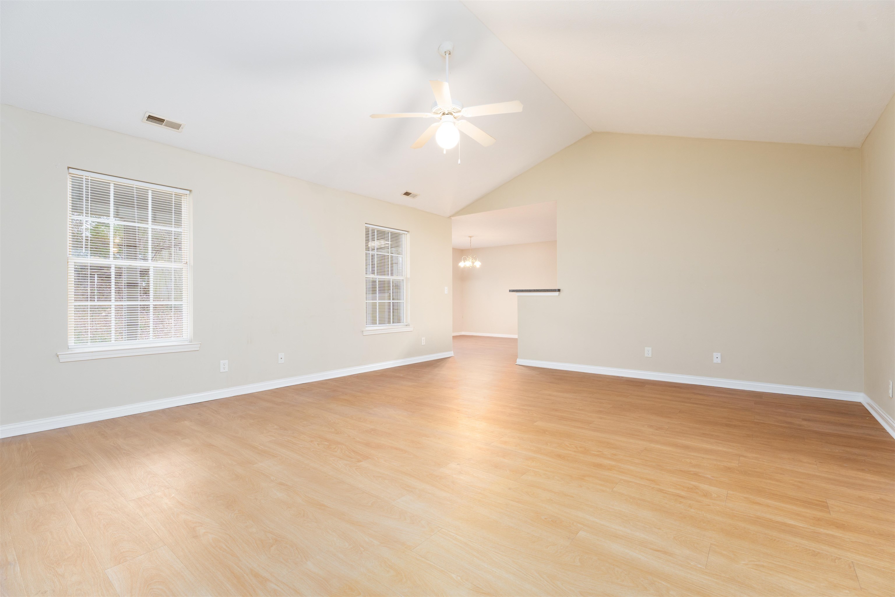 4161 Liberty Pt, Owensboro, Kentucky 42303, 3 Bedrooms Bedrooms, ,2 BathroomsBathrooms,Single Family Residence,For Sale,Liberty Pt,91344