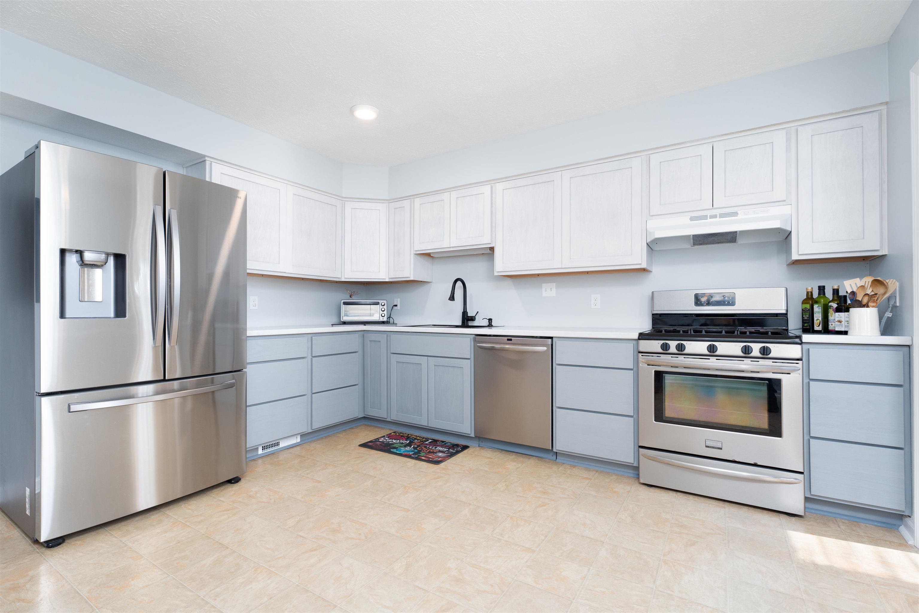 1744 Thistle Court, Owensboro, Kentucky 42301, 3 Bedrooms Bedrooms, ,2 BathroomsBathrooms,Single Family Residence,For Sale,Thistle Court,91346