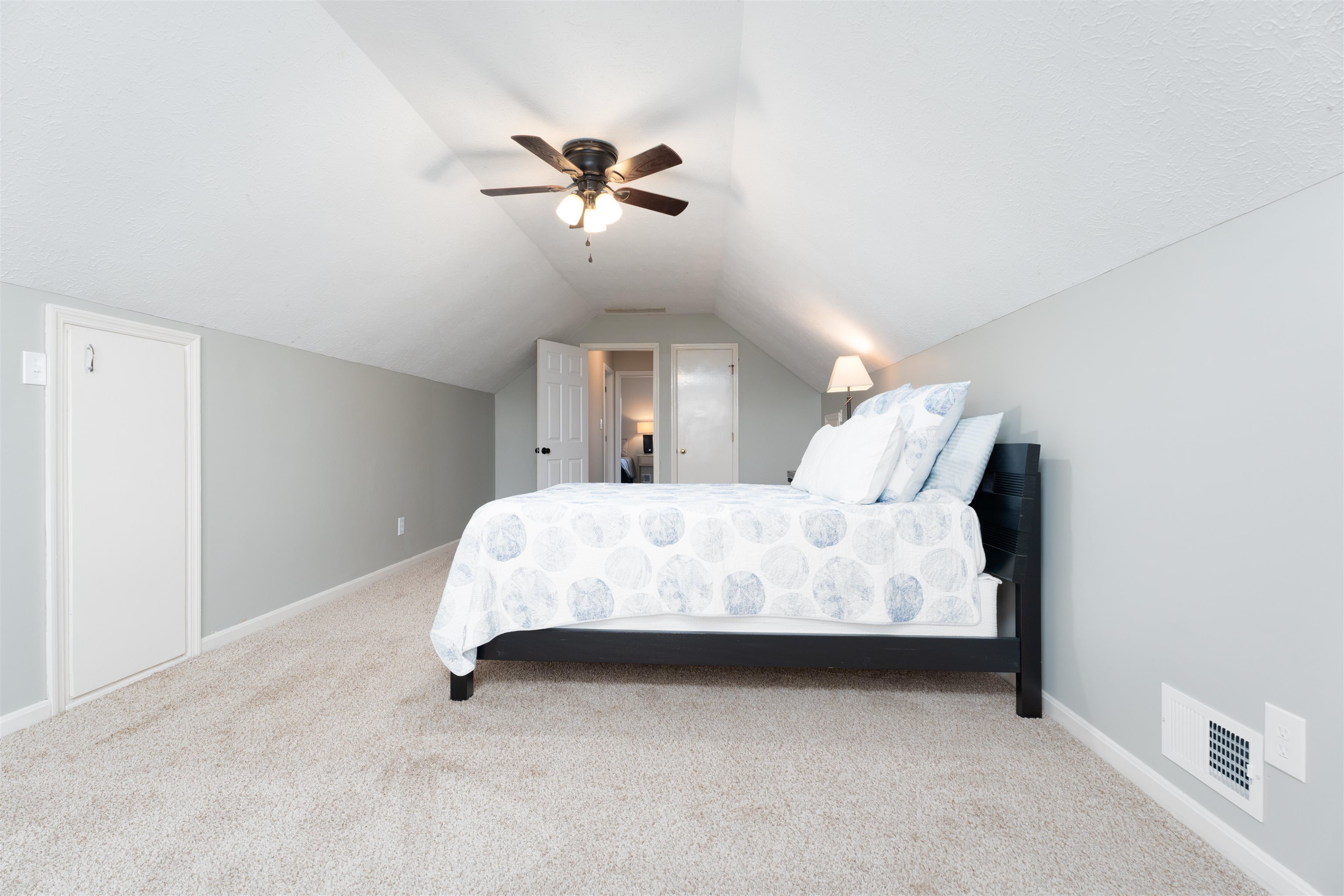 1744 Thistle Court, Owensboro, Kentucky 42301, 3 Bedrooms Bedrooms, ,2 BathroomsBathrooms,Single Family Residence,For Sale,Thistle Court,91346
