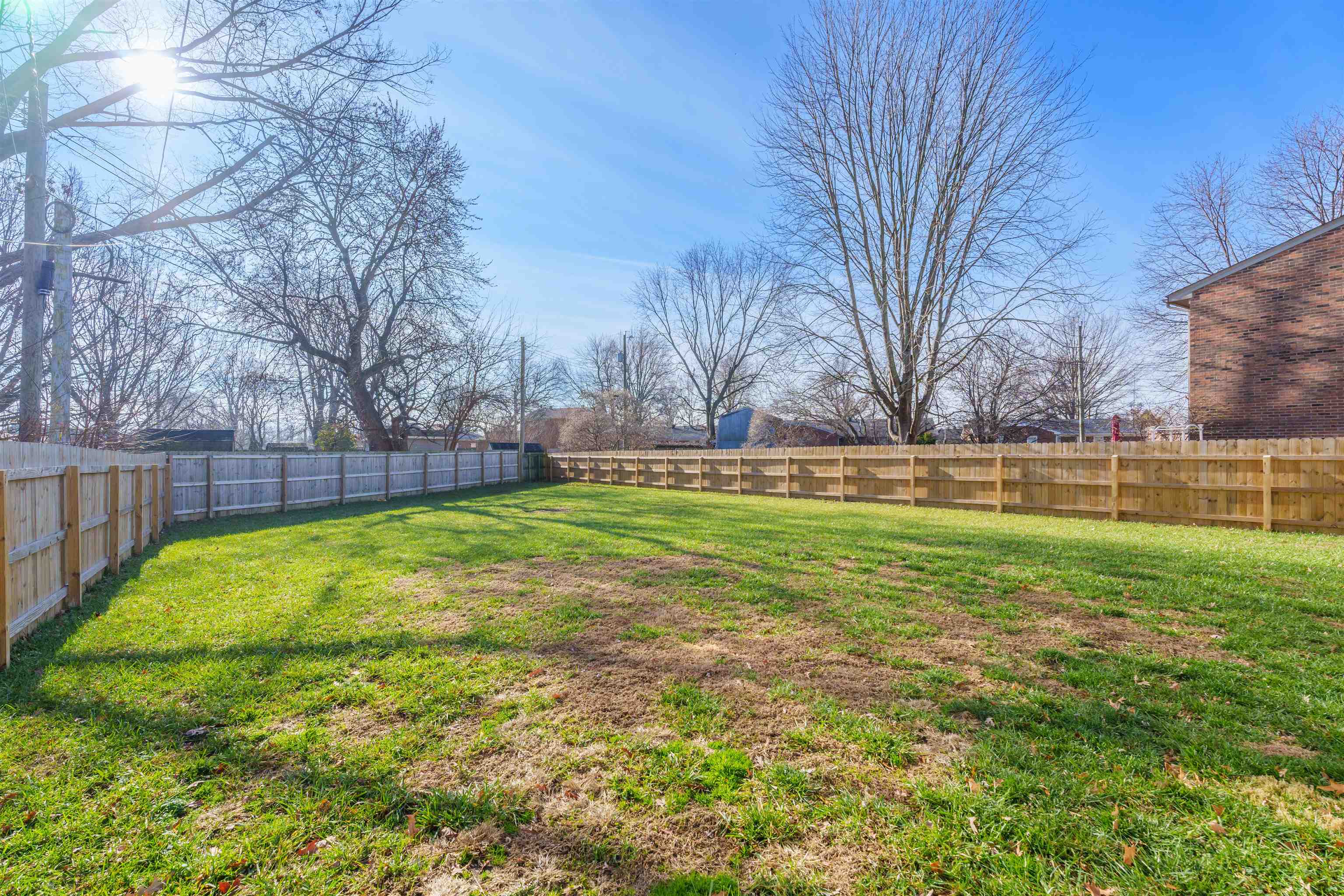 1744 Thistle Court, Owensboro, Kentucky 42301, 3 Bedrooms Bedrooms, ,2 BathroomsBathrooms,Single Family Residence,For Sale,Thistle Court,91346
