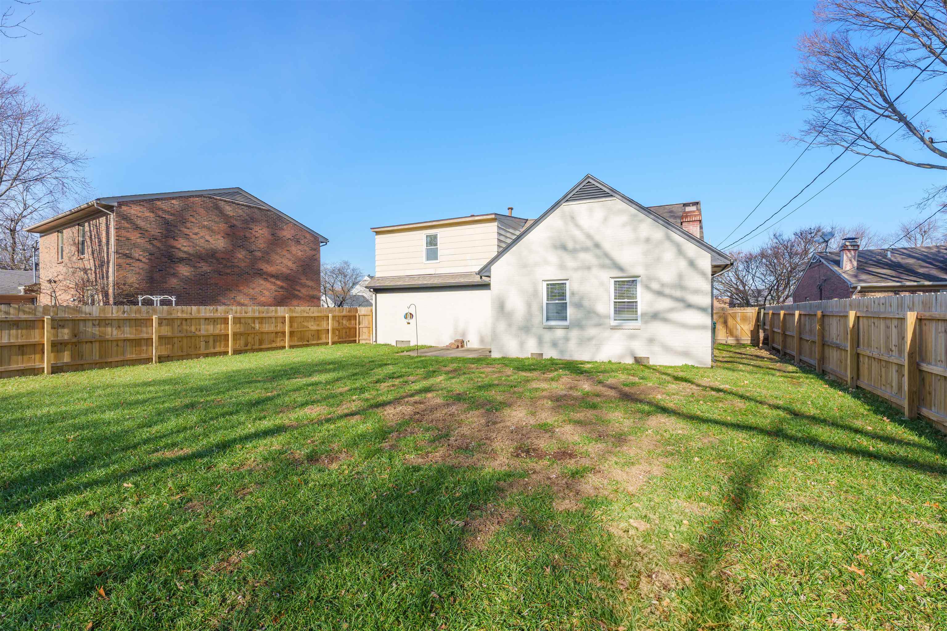 1744 Thistle Court, Owensboro, Kentucky 42301, 3 Bedrooms Bedrooms, ,2 BathroomsBathrooms,Single Family Residence,For Sale,Thistle Court,91346