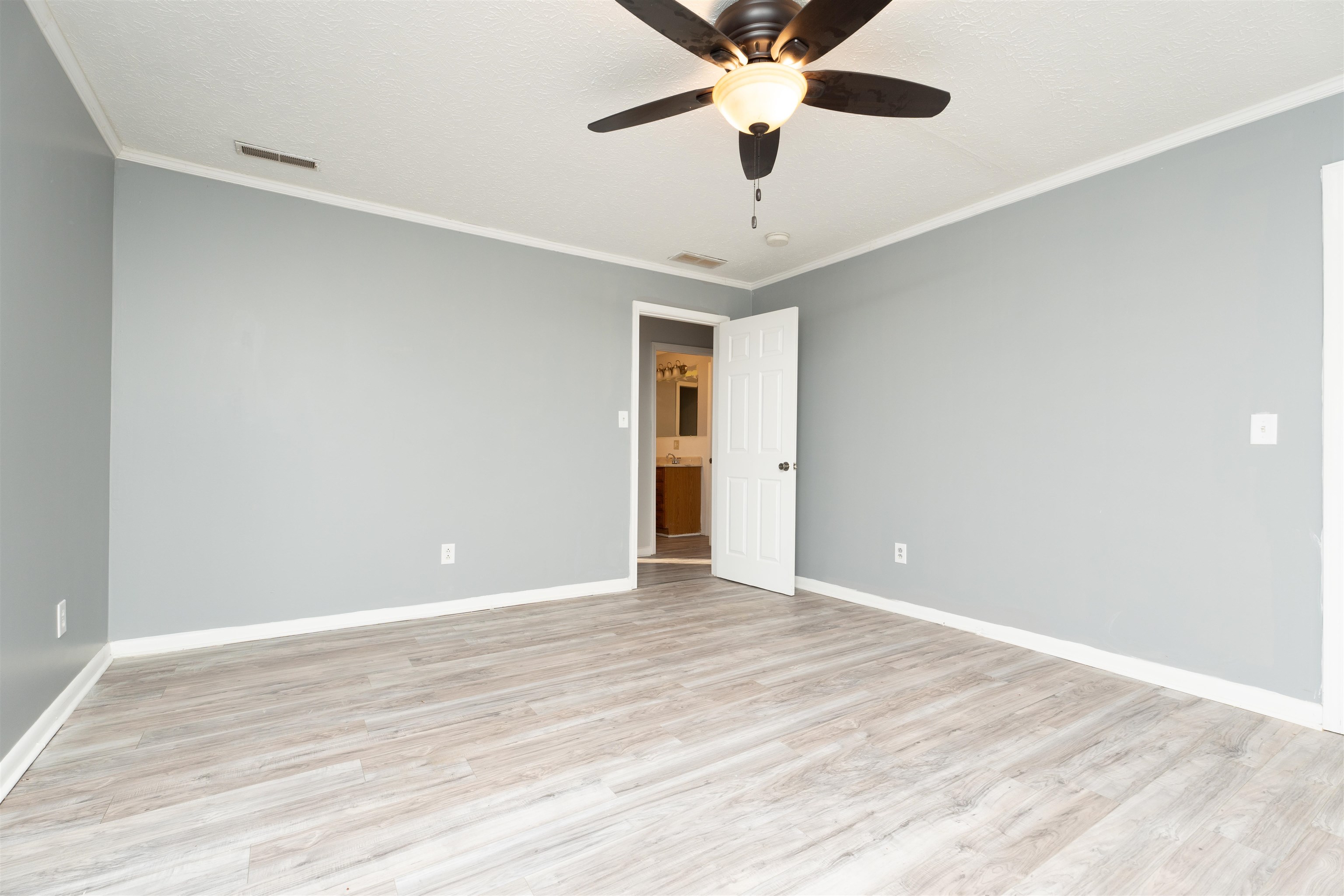3996 Hwy 764, Utica, Kentucky 42376, 4 Bedrooms Bedrooms, ,2 BathroomsBathrooms,Single Family Residence,For Sale,Hwy 764,91350