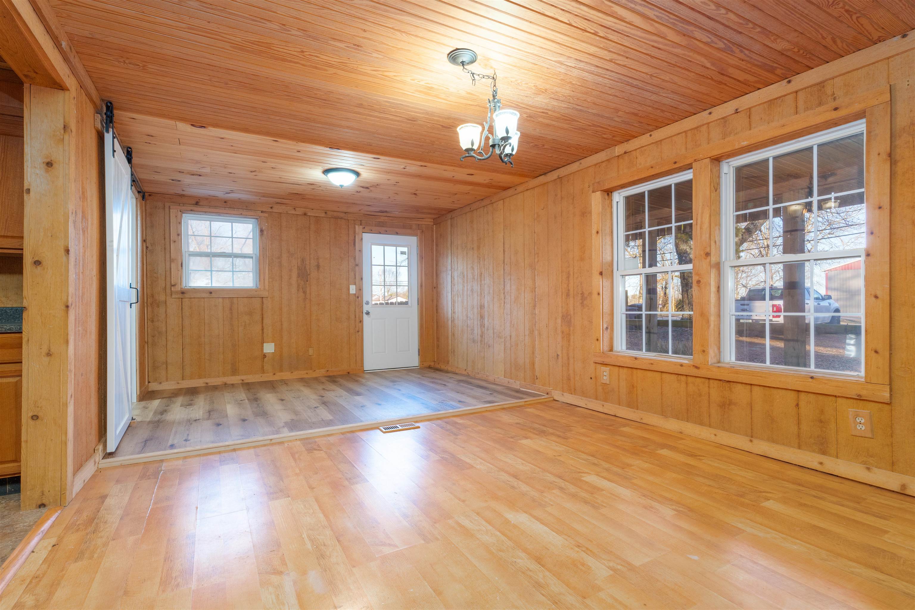 3996 Hwy 764, Utica, Kentucky 42376, 4 Bedrooms Bedrooms, ,2 BathroomsBathrooms,Single Family Residence,For Sale,Hwy 764,91350