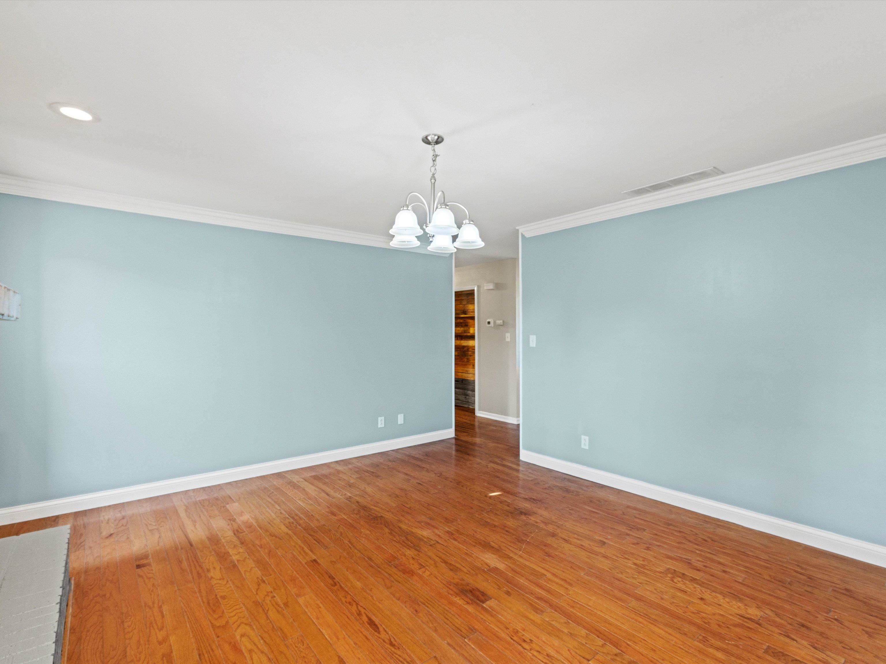 1438 Brentwood Drive, Owensboro, Kentucky 42301, 3 Bedrooms Bedrooms, ,2 BathroomsBathrooms,Single Family Residence,For Sale,Brentwood Drive,91359