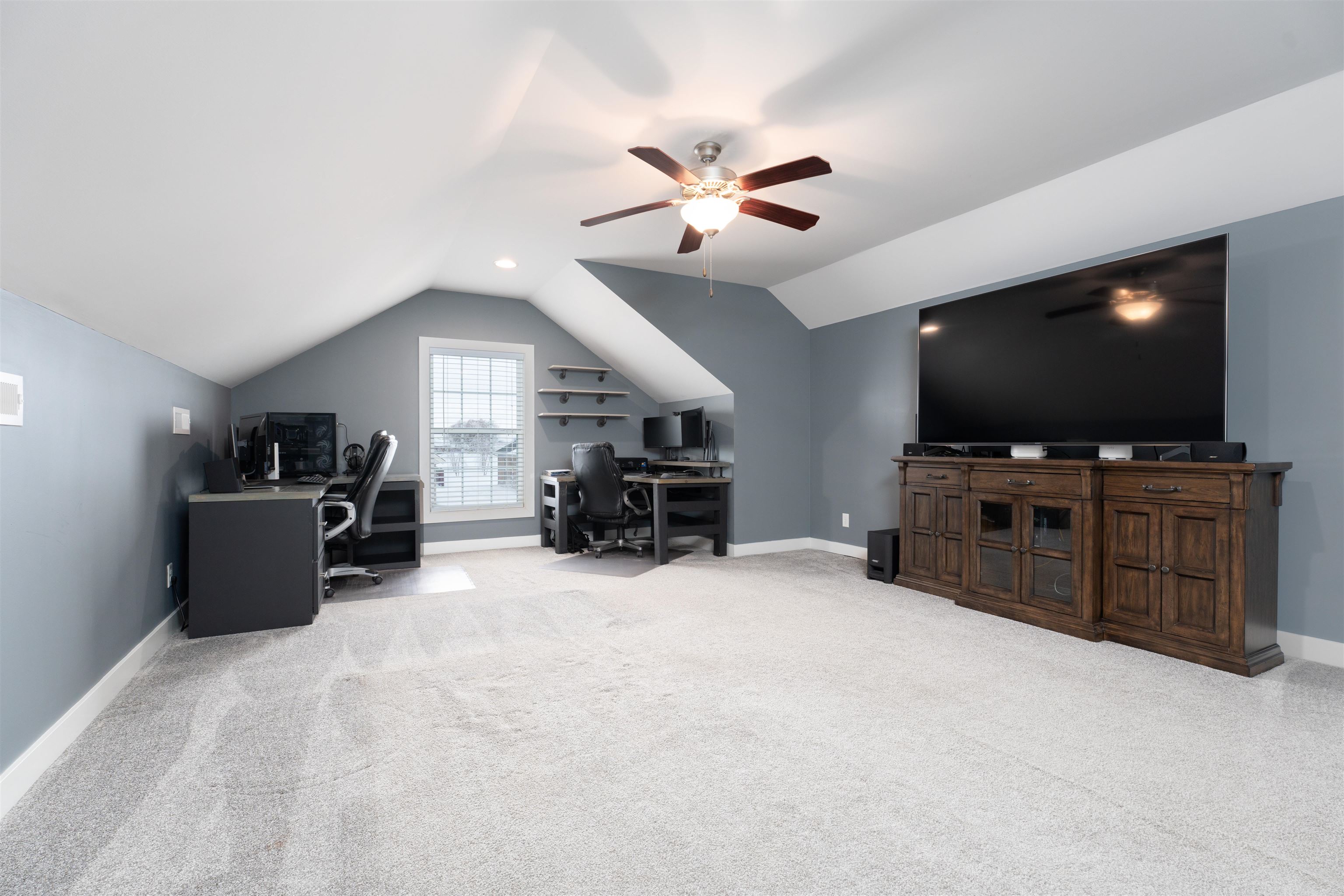 1992 Whispering Meadows Drive, Owensboro, Kentucky 42301, 3 Bedrooms Bedrooms, ,2 BathroomsBathrooms,Single Family Residence,For Sale,Whispering Meadows Drive,91361