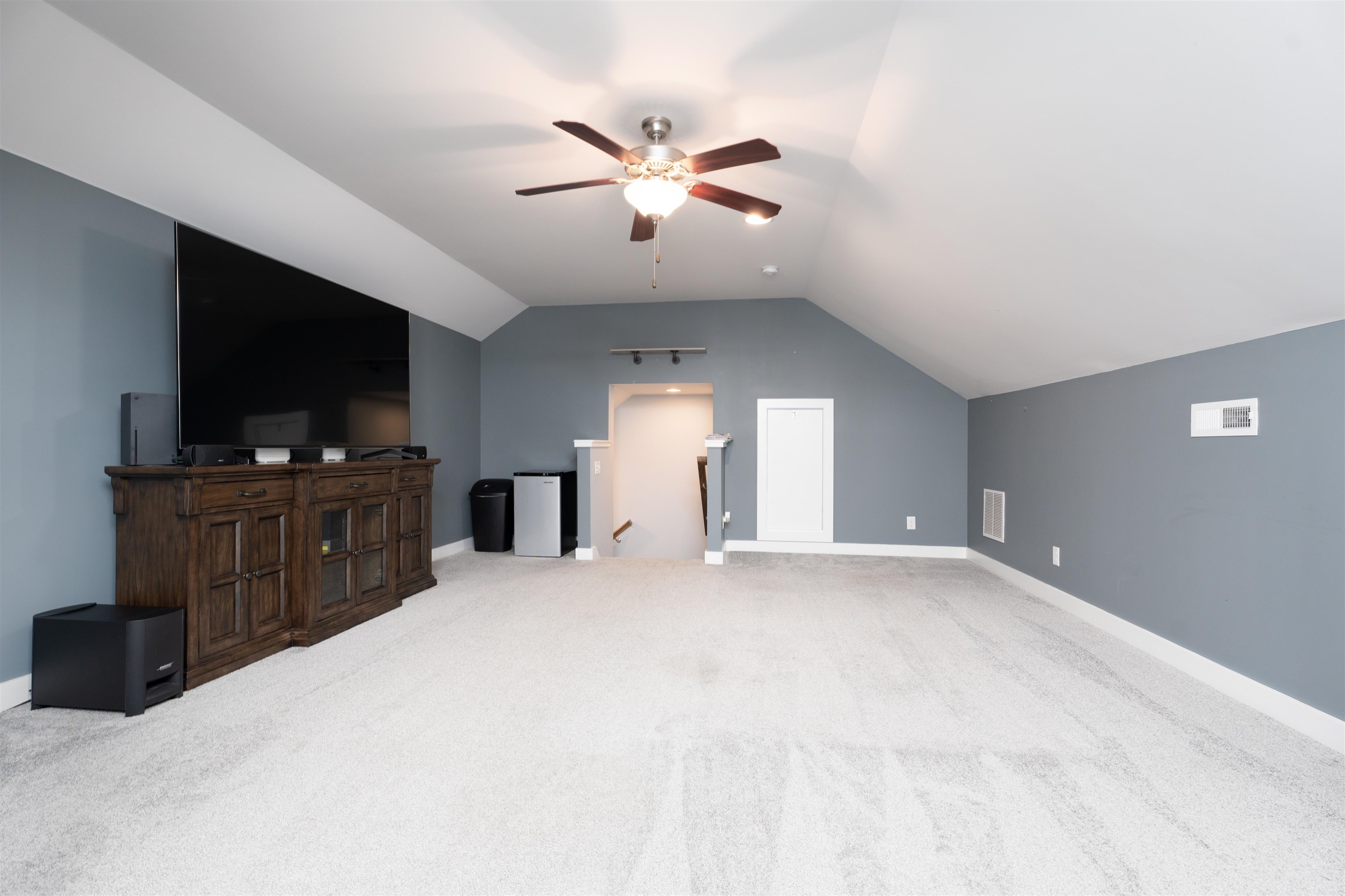 1992 Whispering Meadows Drive, Owensboro, Kentucky 42301, 3 Bedrooms Bedrooms, ,2 BathroomsBathrooms,Single Family Residence,For Sale,Whispering Meadows Drive,91361