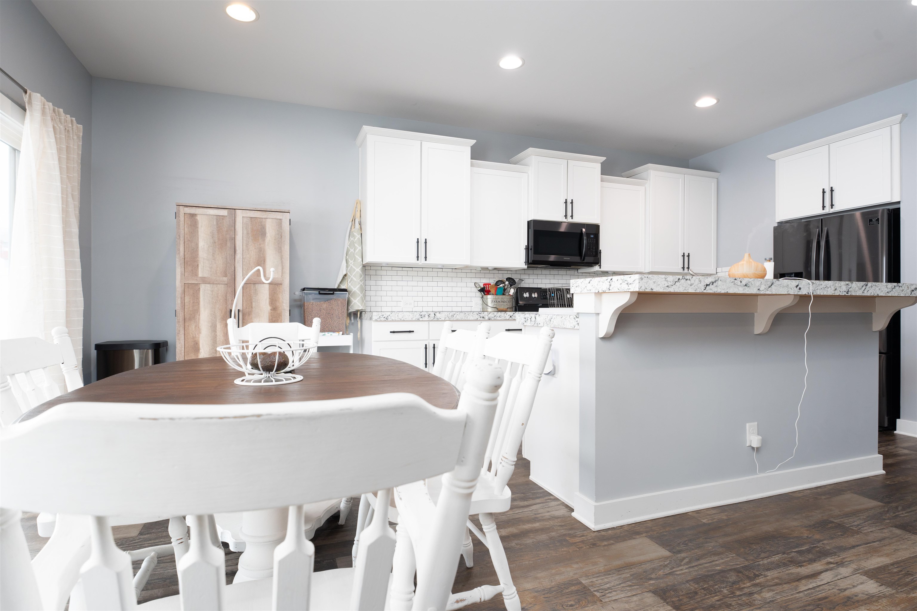 1992 Whispering Meadows Drive, Owensboro, Kentucky 42301, 3 Bedrooms Bedrooms, ,2 BathroomsBathrooms,Single Family Residence,For Sale,Whispering Meadows Drive,91361