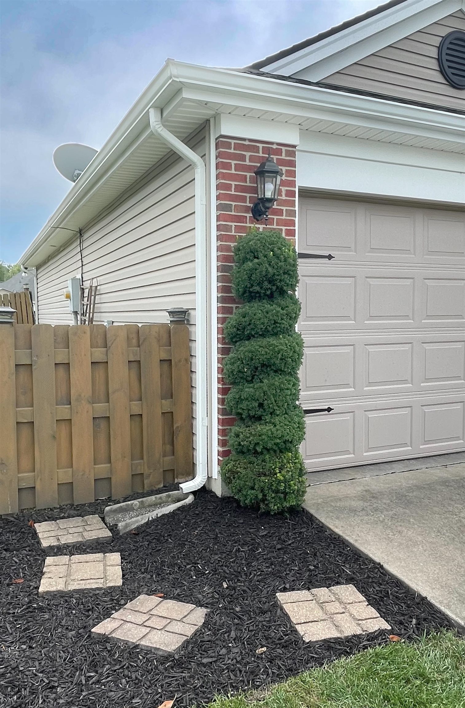 2412 Trails Run Pt, Owensboro, Kentucky 42303, 3 Bedrooms Bedrooms, ,2 BathroomsBathrooms,Single Family Residence,For Sale,Trails Run Pt,91365