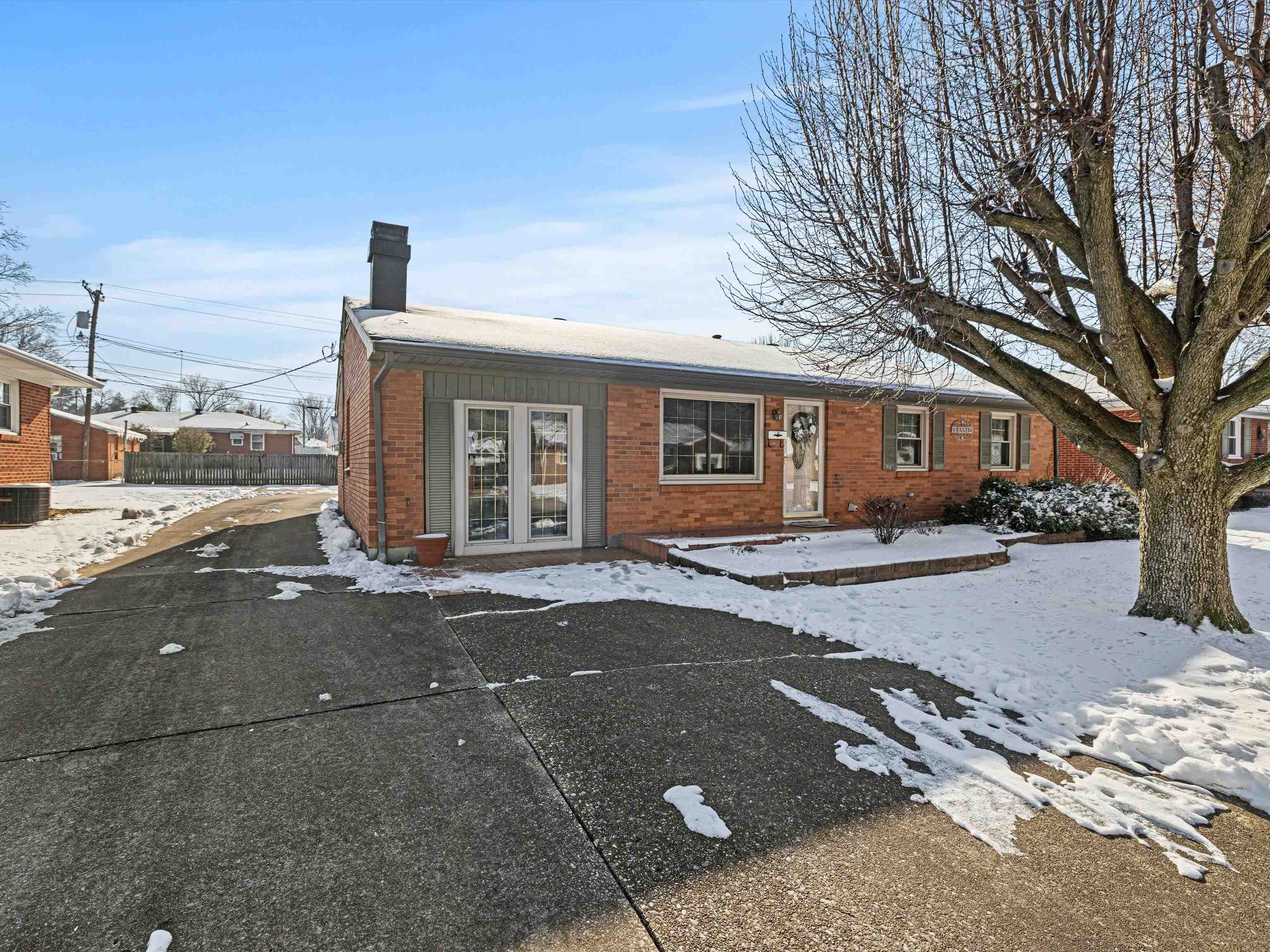 1230 Concord Terrace, Owensboro, Kentucky 42303, 2 Bedrooms Bedrooms, ,1 BathroomBathrooms,Single Family Residence,For Sale,Concord Terrace,91373
