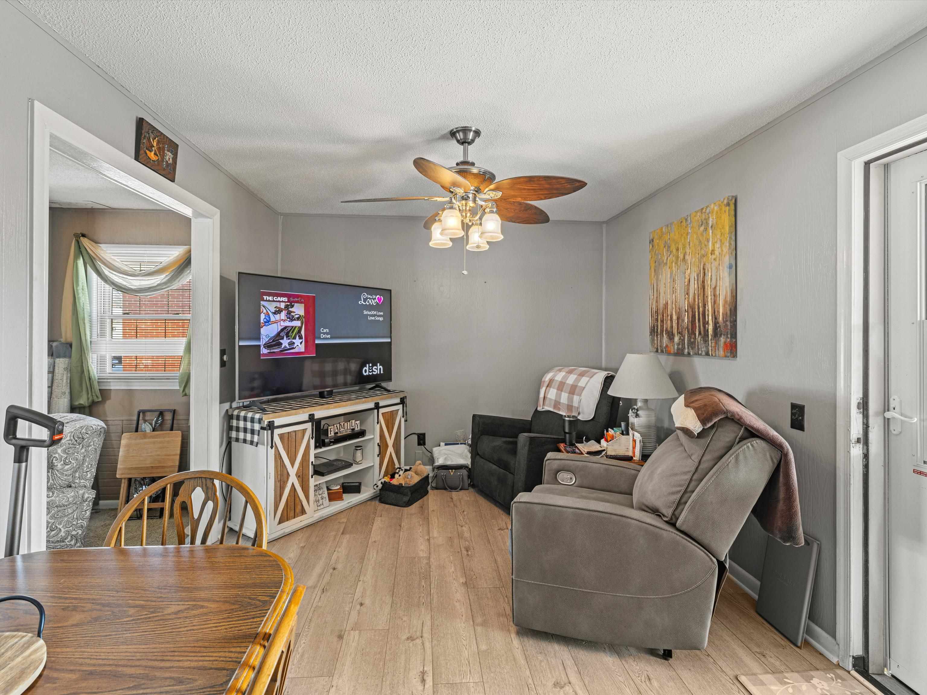 1230 Concord Terrace, Owensboro, Kentucky 42303, 2 Bedrooms Bedrooms, ,1 BathroomBathrooms,Single Family Residence,For Sale,Concord Terrace,91373
