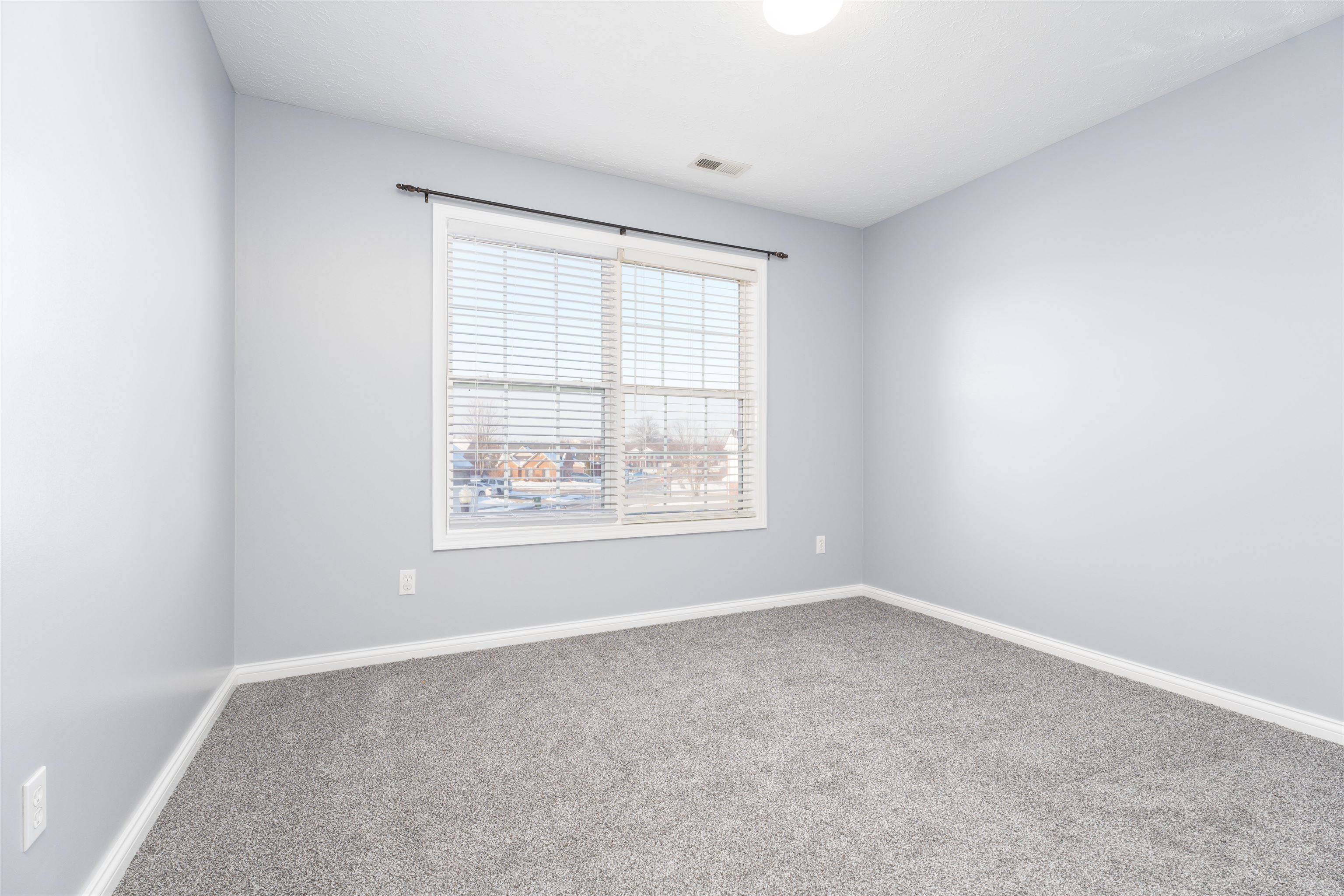 4509 Reserve Way, Owensboro, Kentucky 42303, 4 Bedrooms Bedrooms, ,2 BathroomsBathrooms,Single Family Residence,For Sale,Reserve Way,91379