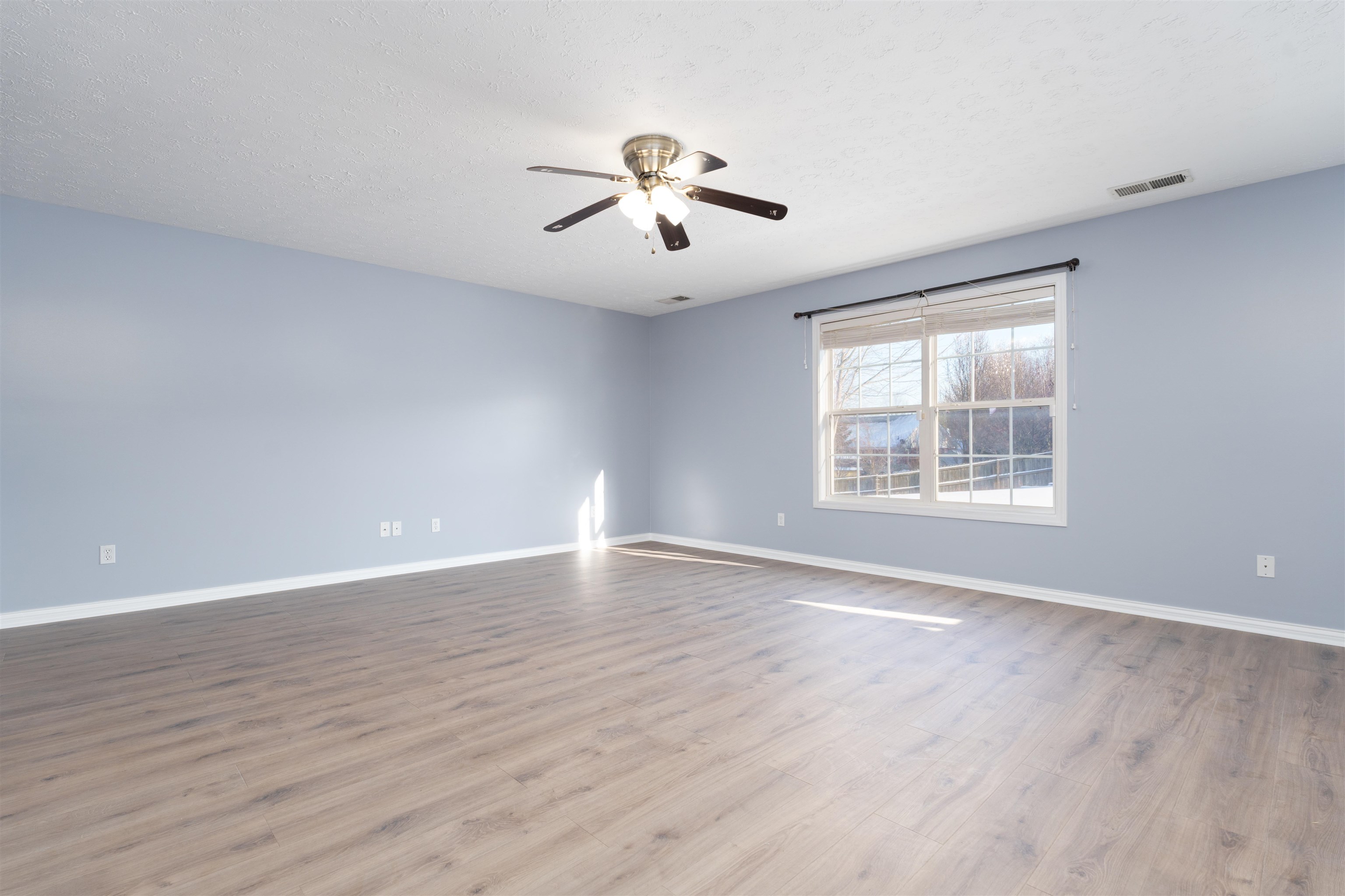 4509 Reserve Way, Owensboro, Kentucky 42303, 4 Bedrooms Bedrooms, ,2 BathroomsBathrooms,Single Family Residence,For Sale,Reserve Way,91379