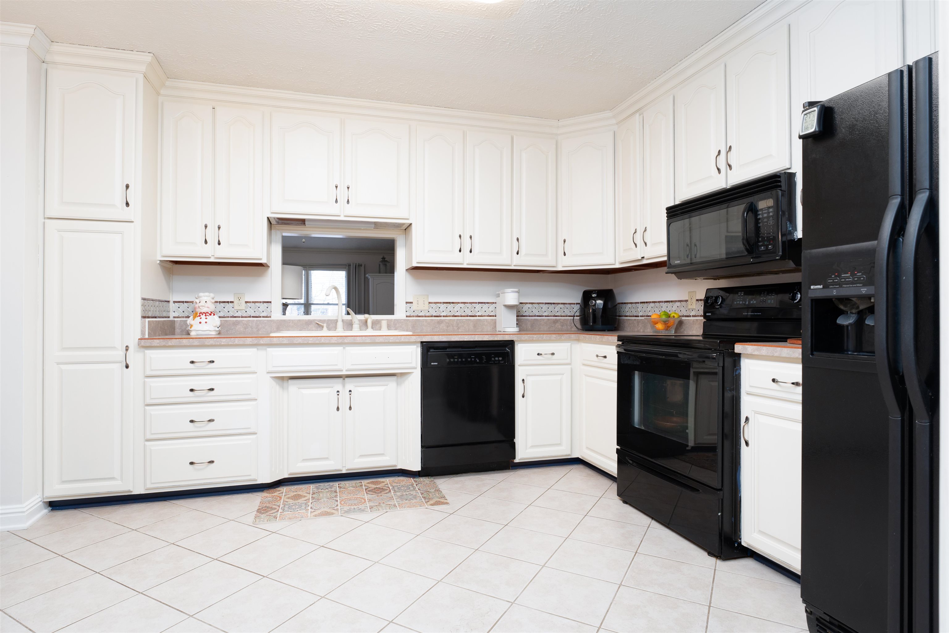 3563 Bold Forbes Way, Owensboro, Kentucky 42303, 3 Bedrooms Bedrooms, ,2 BathroomsBathrooms,Single Family Residence,For Sale,Bold Forbes Way,91380