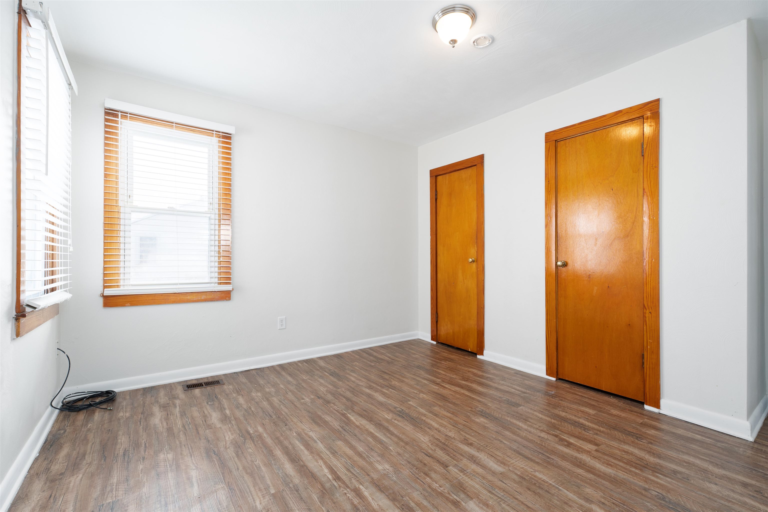 8953 US HWY 60 W, Owensboro, Kentucky 42301, 2 Bedrooms Bedrooms, ,1 BathroomBathrooms,Single Family Residence,For Sale,US HWY 60 W,91382