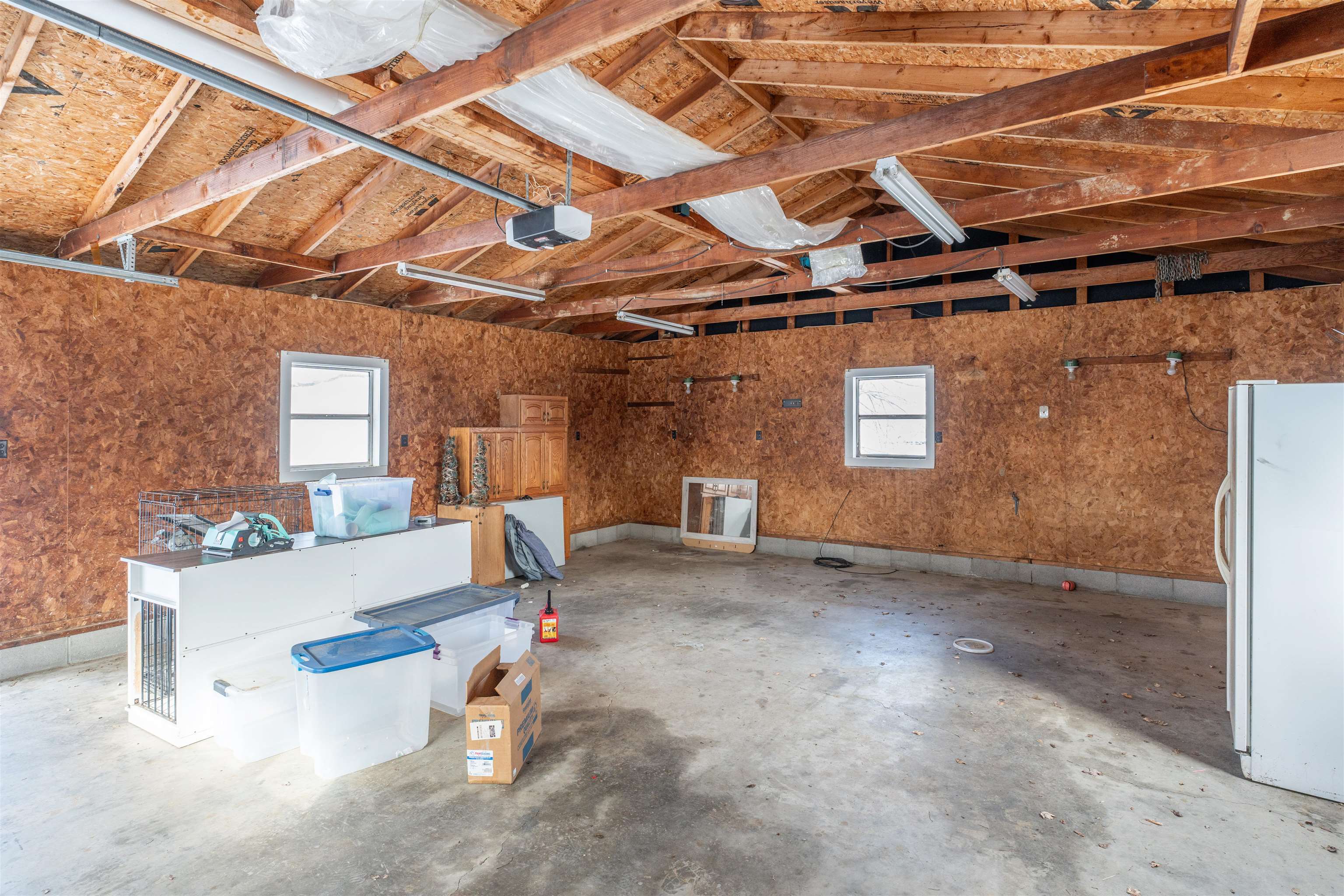 8953 US HWY 60 W, Owensboro, Kentucky 42301, 2 Bedrooms Bedrooms, ,1 BathroomBathrooms,Single Family Residence,For Sale,US HWY 60 W,91382