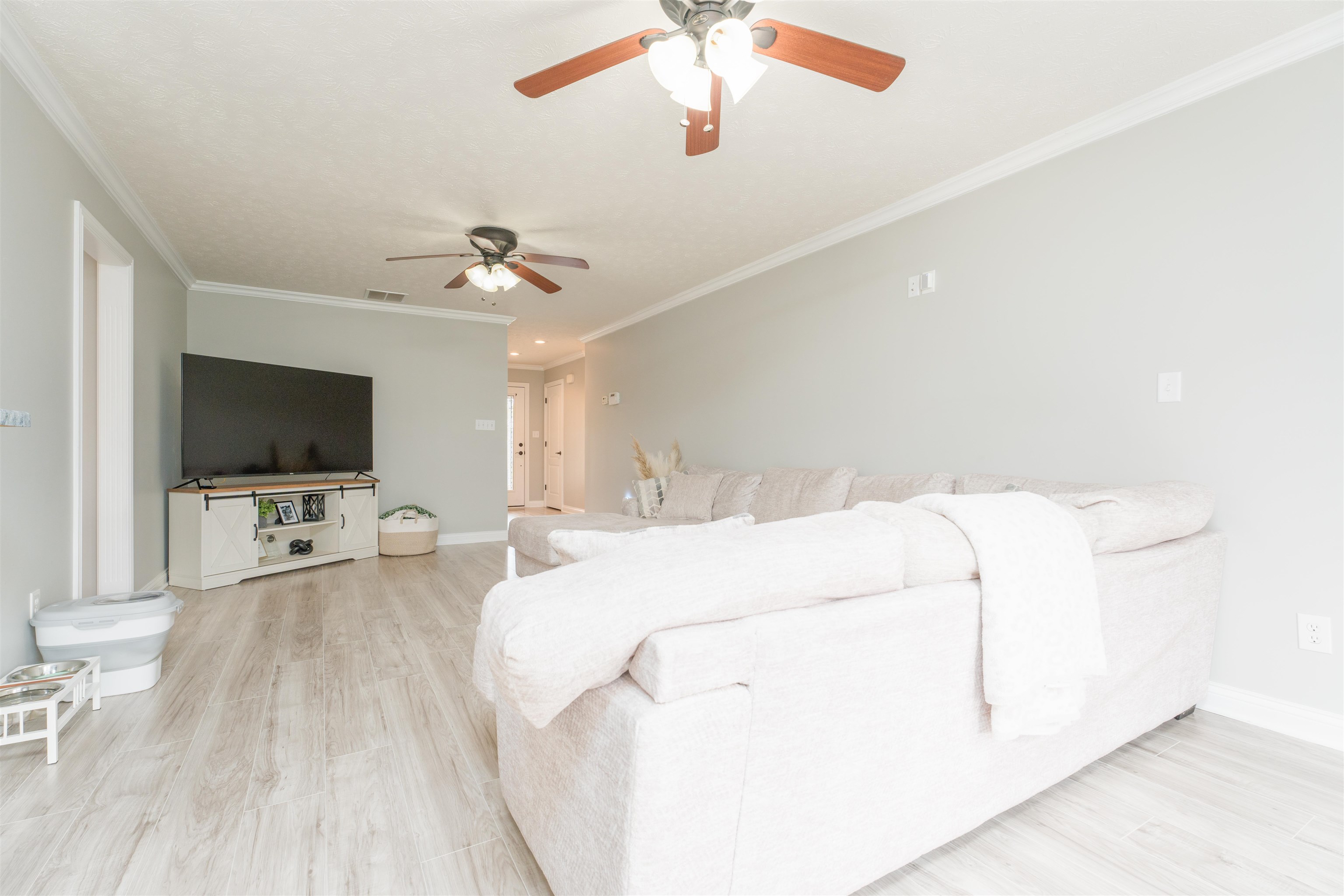 5012 Diamond Drive, Owensboro, Kentucky 42303, 3 Bedrooms Bedrooms, ,2 BathroomsBathrooms,Single Family Residence,For Sale,Diamond Drive,91386