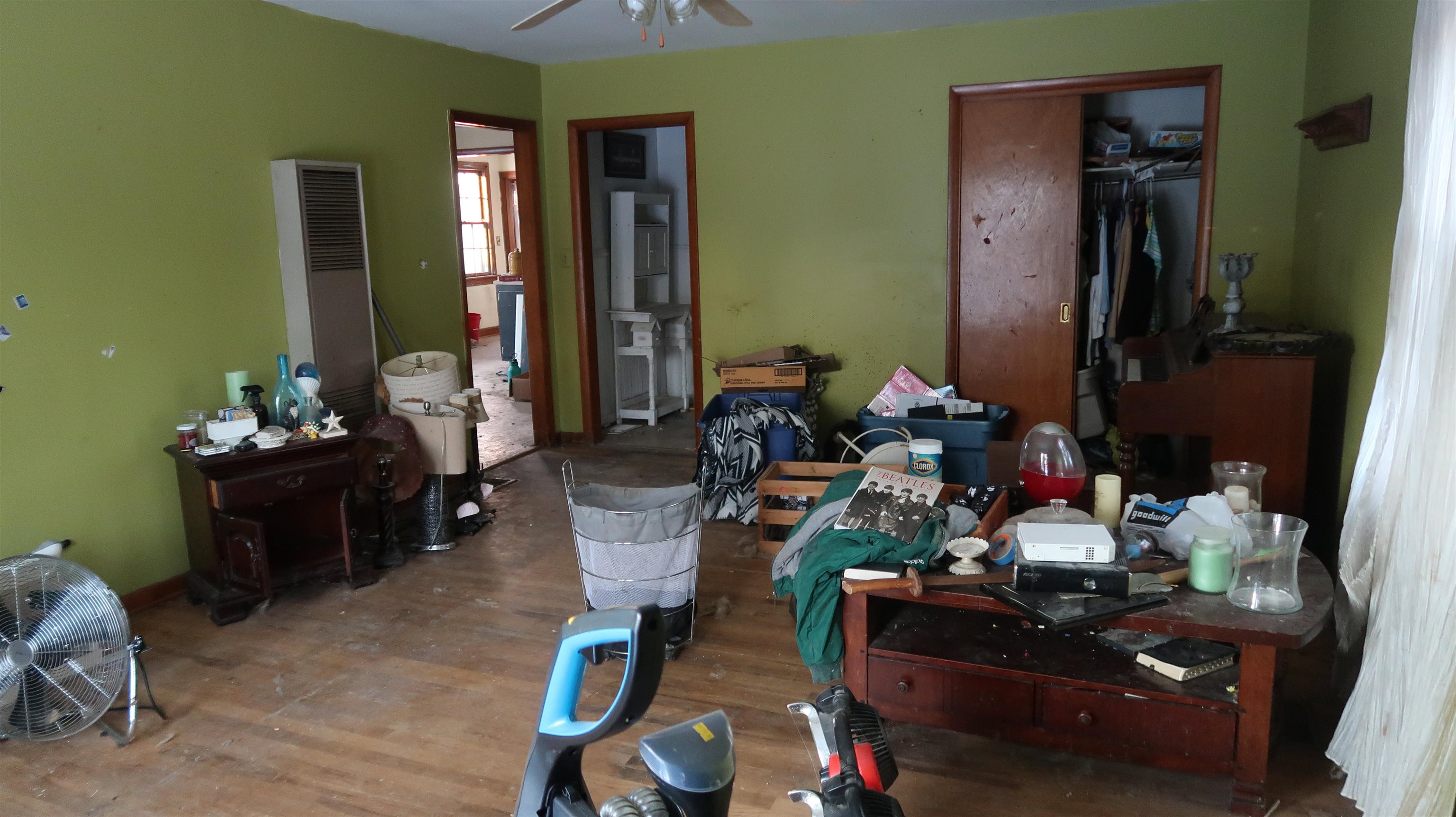 1200 O'Byrne Street, Henderson, Kentucky 42420, 3 Bedrooms Bedrooms, ,1 BathroomBathrooms,Single Family Residence,For Sale,O'Byrne Street,91387