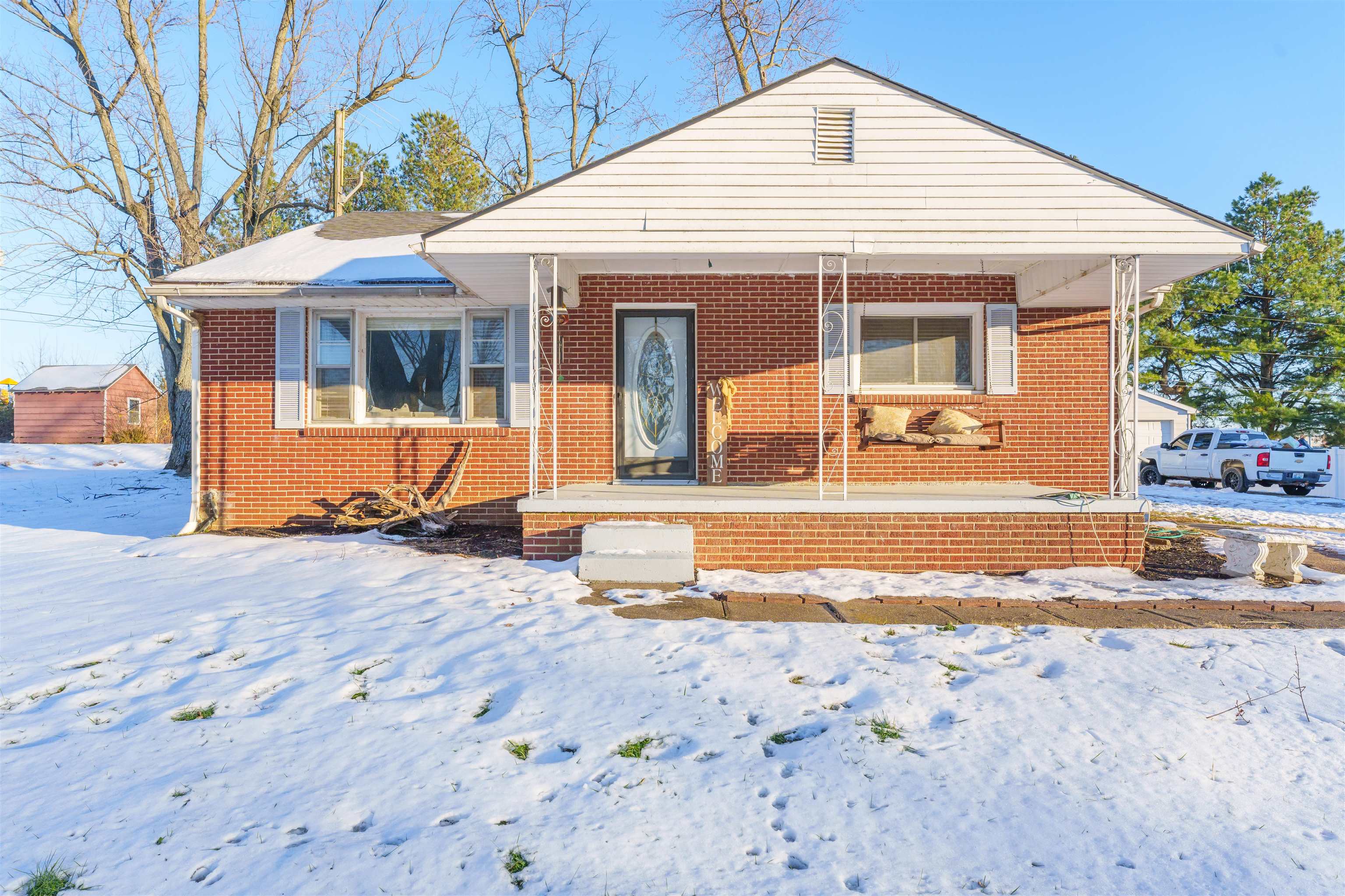 2736 Wimsatt Ct, Owensboro, Kentucky 42303, 4 Bedrooms Bedrooms, ,1 BathroomBathrooms,Single Family Residence,For Sale,Wimsatt Ct,91388