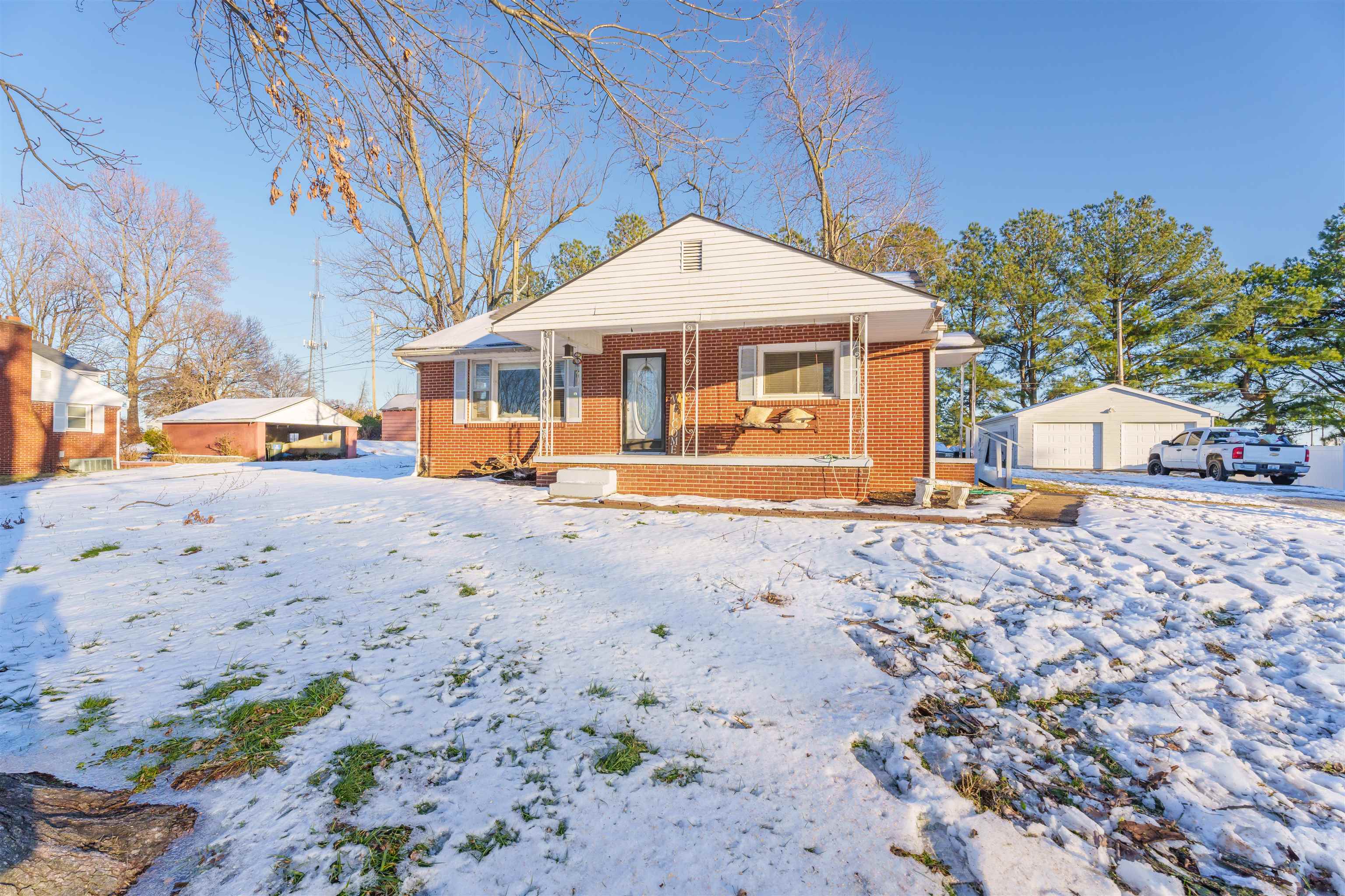 2736 Wimsatt Ct, Owensboro, Kentucky 42303, 4 Bedrooms Bedrooms, ,1 BathroomBathrooms,Single Family Residence,For Sale,Wimsatt Ct,91388