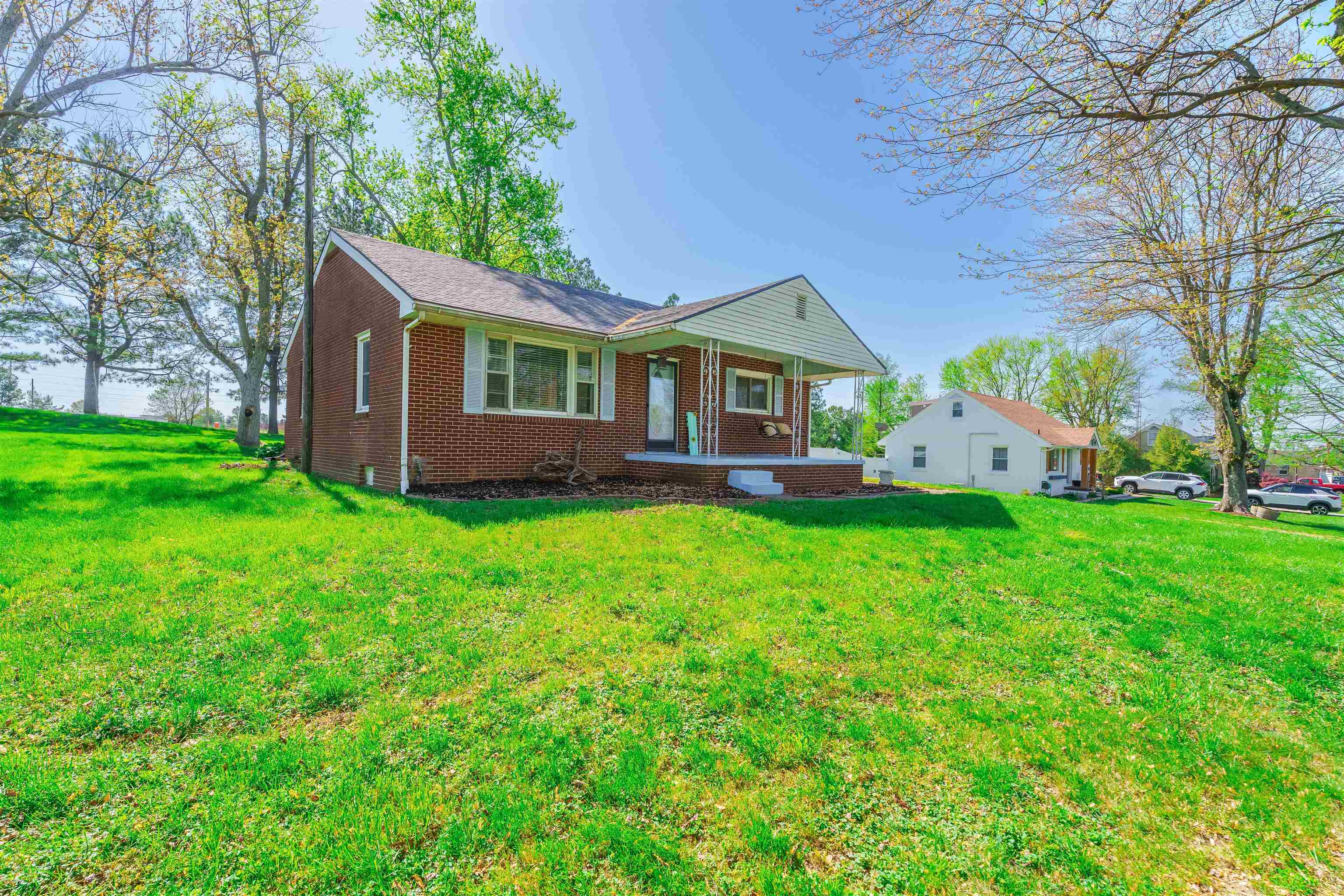 2736 Wimsatt Ct, Owensboro, Kentucky 42303, 4 Bedrooms Bedrooms, ,1 BathroomBathrooms,Single Family Residence,For Sale,Wimsatt Ct,91388