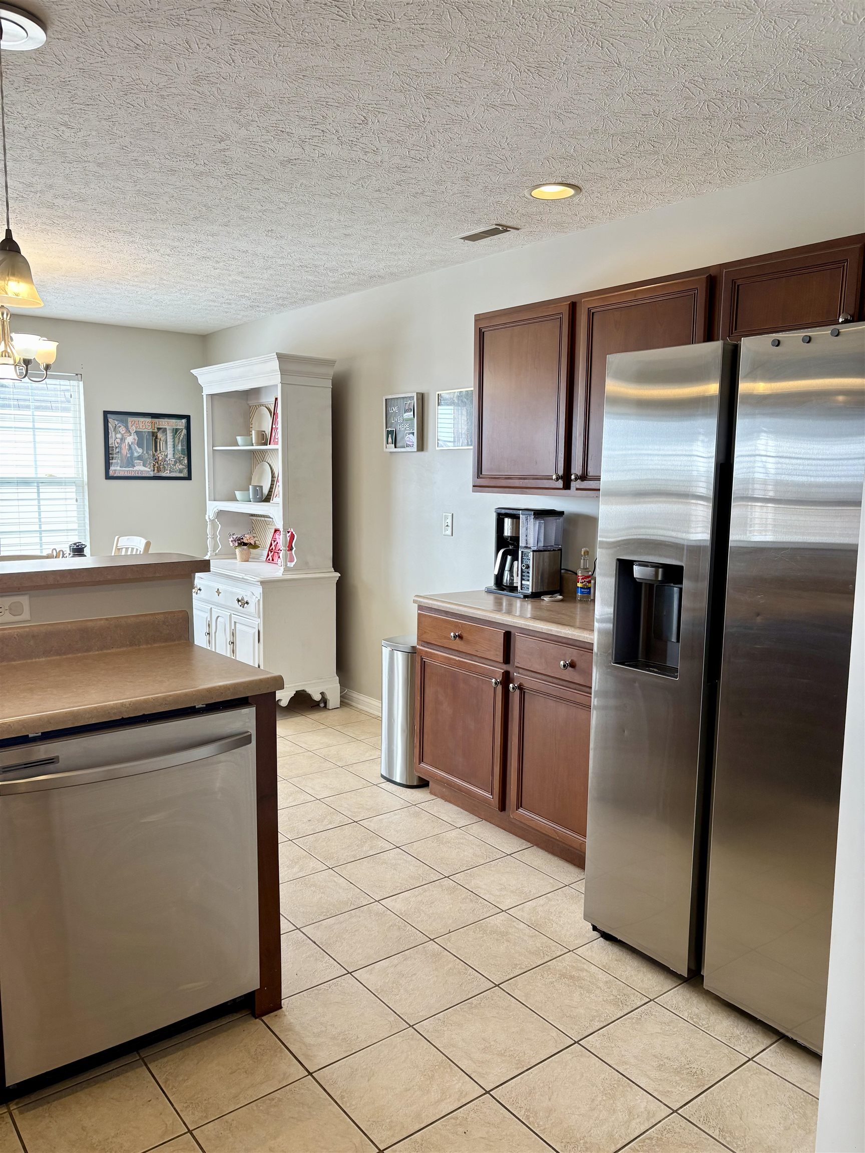 432 Newbury Ct., Owensboro, Kentucky 42301, 3 Bedrooms Bedrooms, ,2 BathroomsBathrooms,Single Family Residence,For Sale,Newbury Ct.,91390