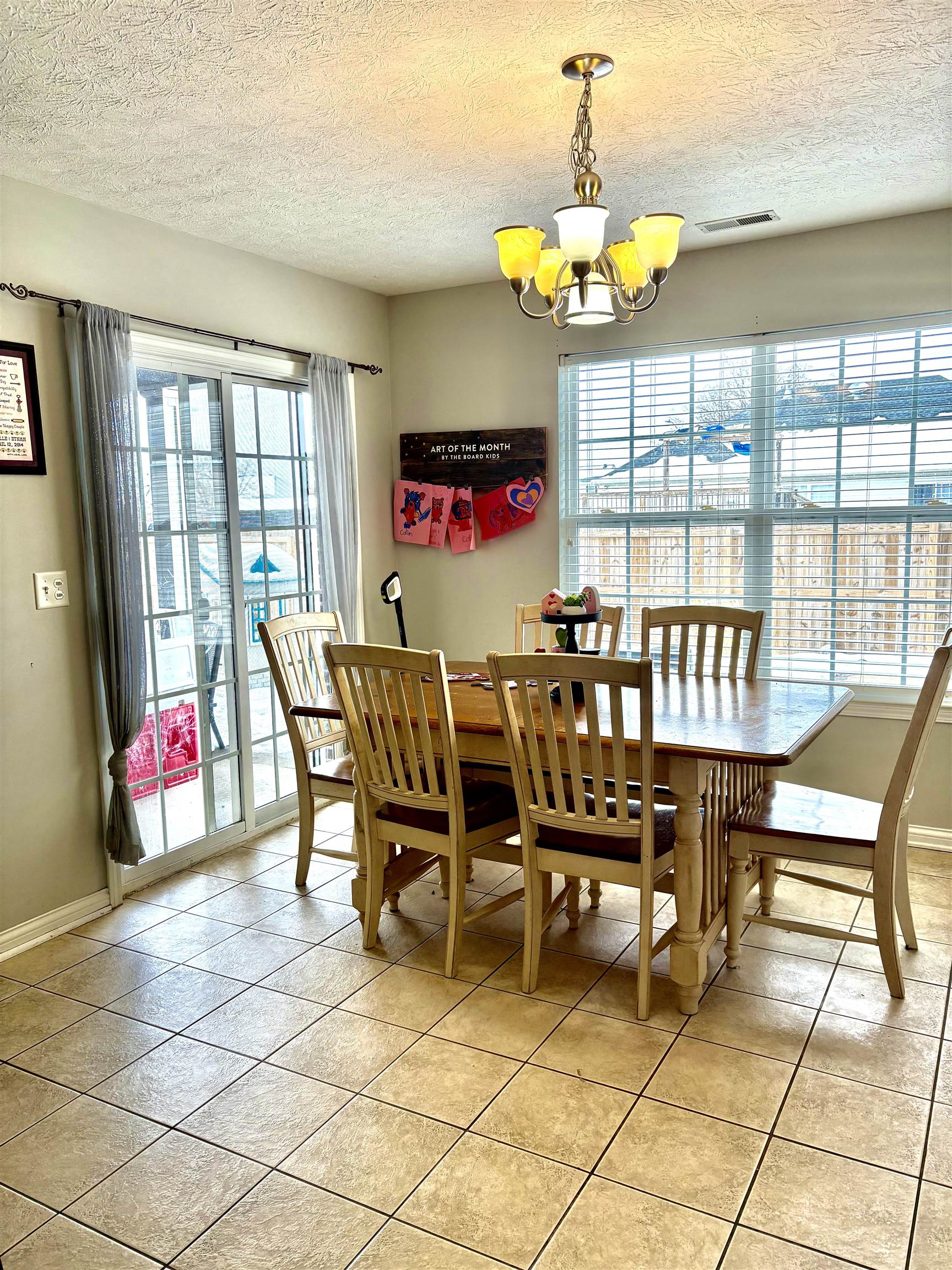 432 Newbury Ct., Owensboro, Kentucky 42301, 3 Bedrooms Bedrooms, ,2 BathroomsBathrooms,Single Family Residence,For Sale,Newbury Ct.,91390
