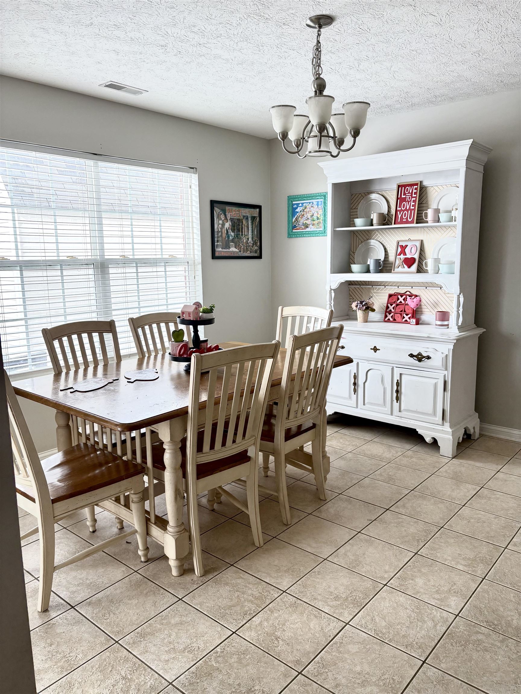 432 Newbury Ct., Owensboro, Kentucky 42301, 3 Bedrooms Bedrooms, ,2 BathroomsBathrooms,Single Family Residence,For Sale,Newbury Ct.,91390