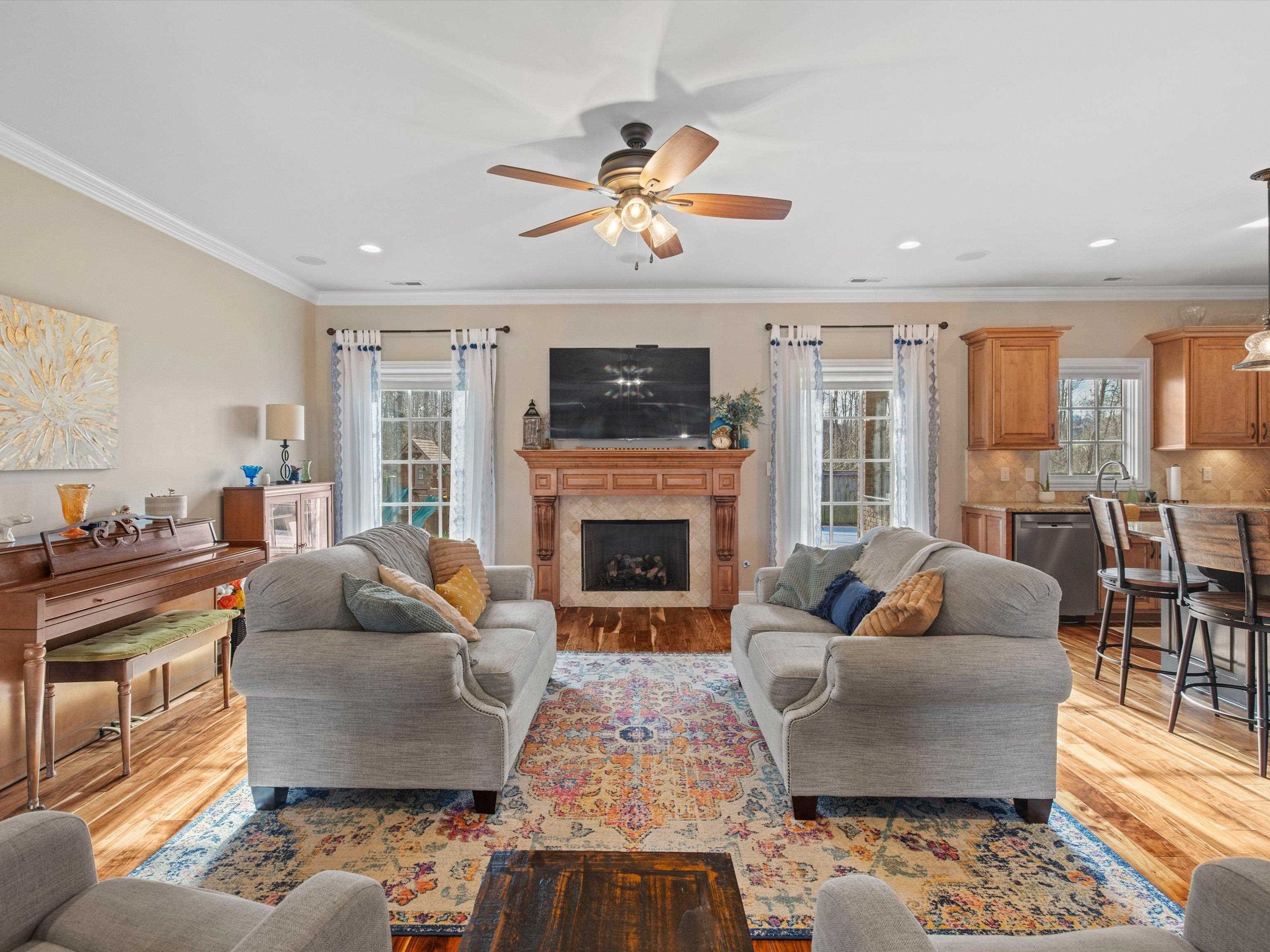 4499 Cool Springs Cove, Owensboro, Kentucky 42303, 4 Bedrooms Bedrooms, ,3 BathroomsBathrooms,Single Family Residence,For Sale,Cool Springs Cove,91394