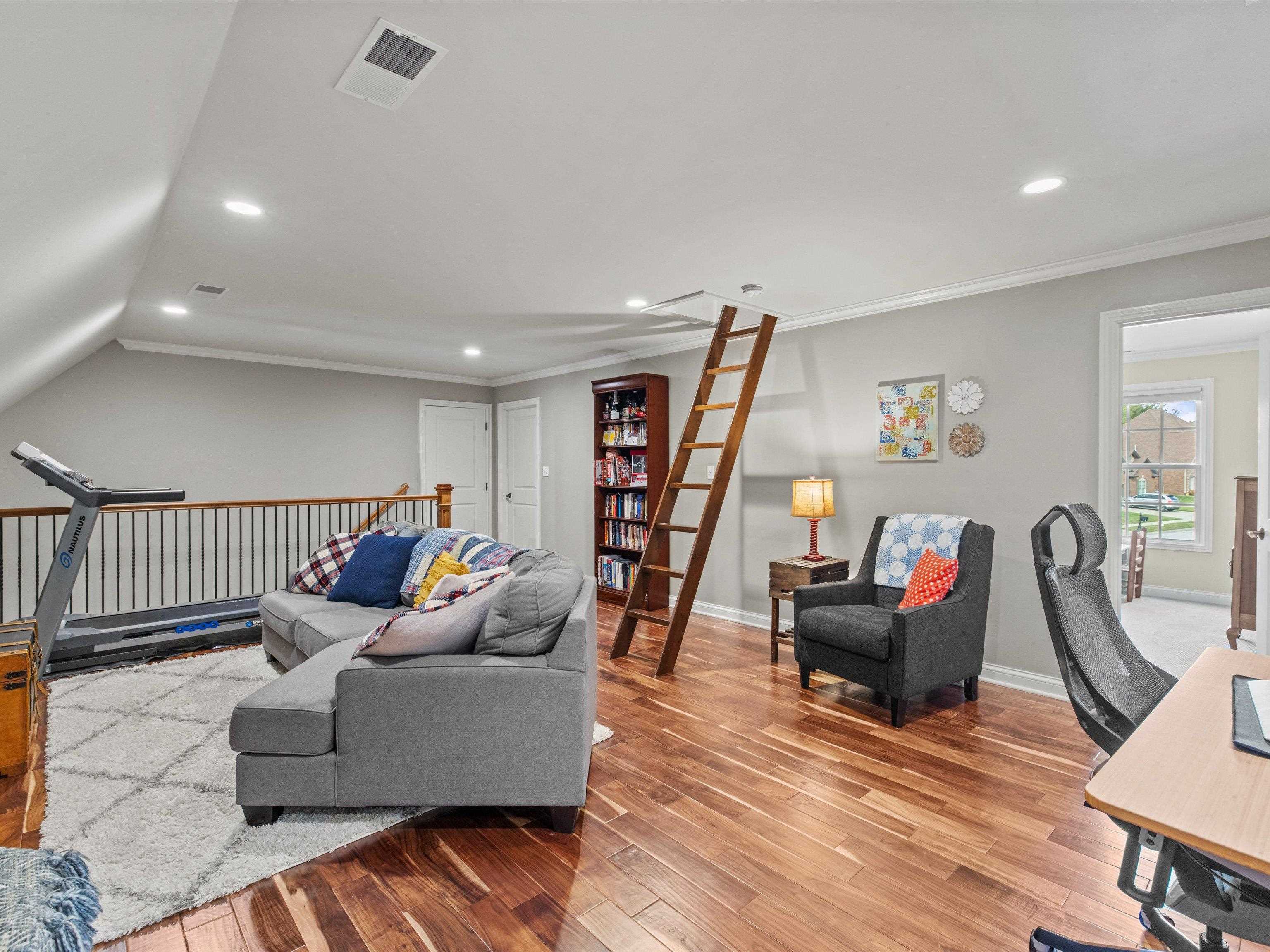 4499 Cool Springs Cove, Owensboro, Kentucky 42303, 4 Bedrooms Bedrooms, ,3 BathroomsBathrooms,Single Family Residence,For Sale,Cool Springs Cove,91394