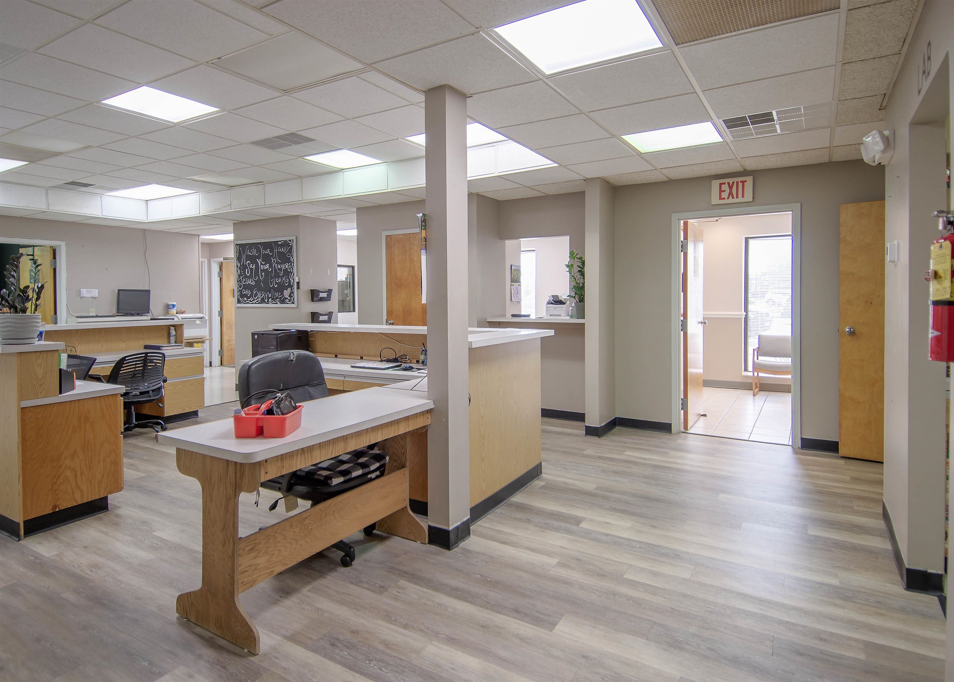 750 Salem Drive, Owensboro, Kentucky 42303, ,Office,For Sale,Salem Drive,91402