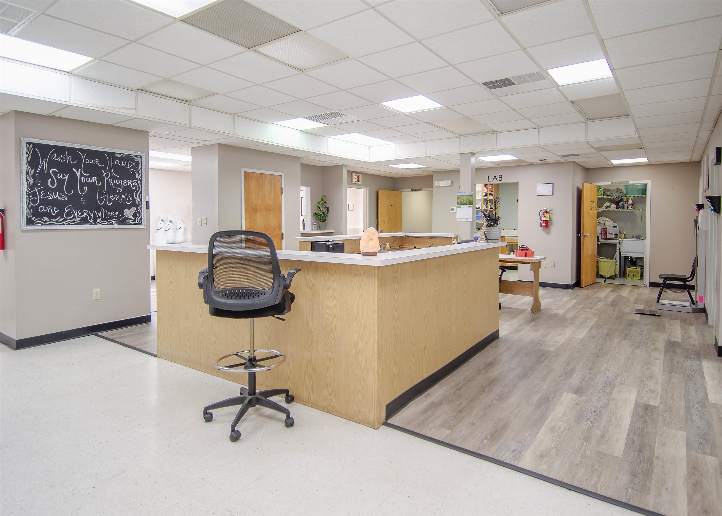 750 Salem Drive, Owensboro, Kentucky 42303, ,Office,For Sale,Salem Drive,91402