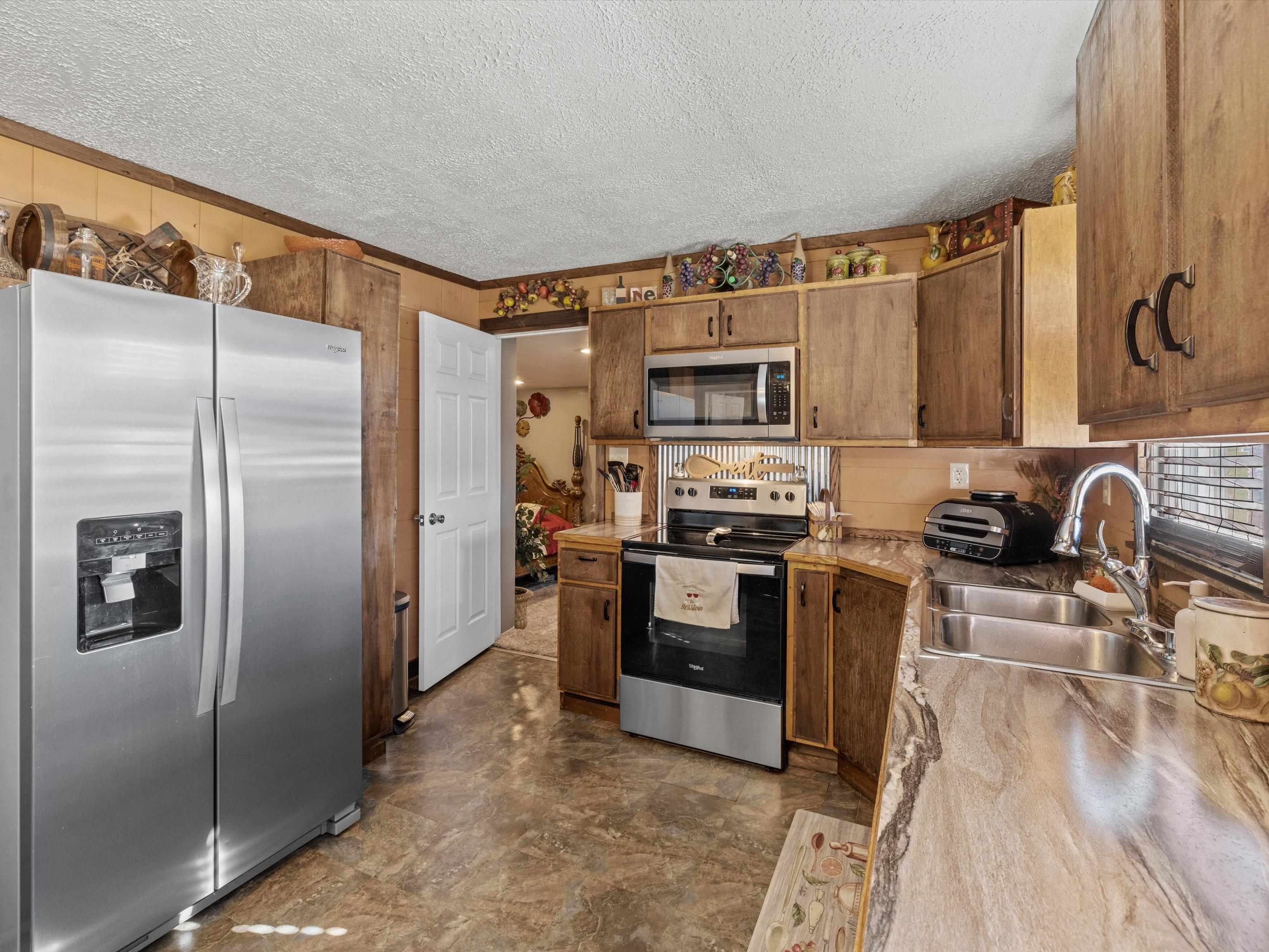 204 Duvall Rd, Beaver Dam, Kentucky 42320, 4 Bedrooms Bedrooms, ,2 BathroomsBathrooms,Single Family Residence,For Sale,Duvall Rd,91404