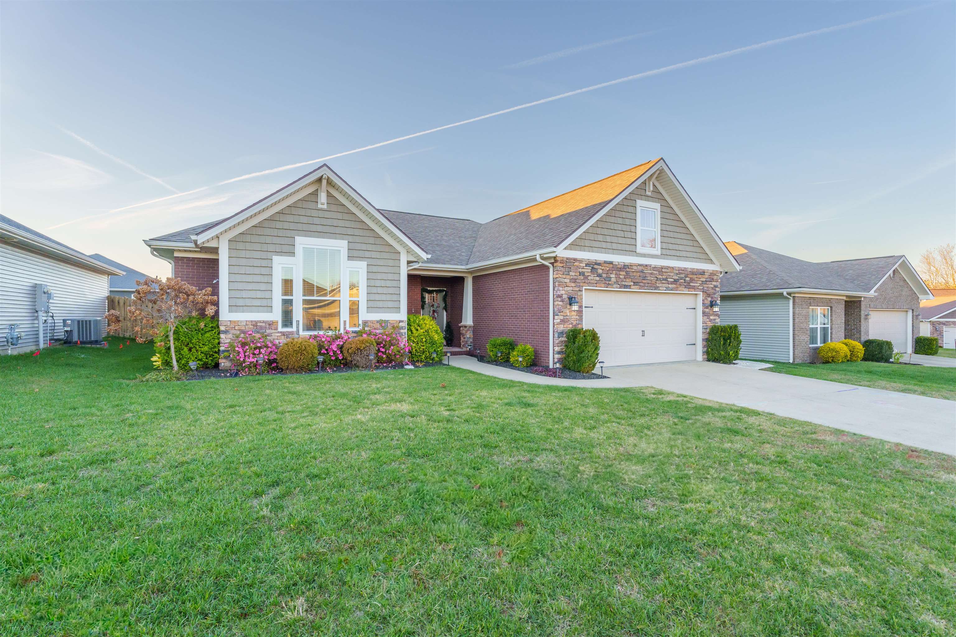 5111 Garnet Ct, Owensboro, Kentucky 42303, 4 Bedrooms Bedrooms, ,2 BathroomsBathrooms,Single Family Residence,For Sale,Garnet Ct,91407