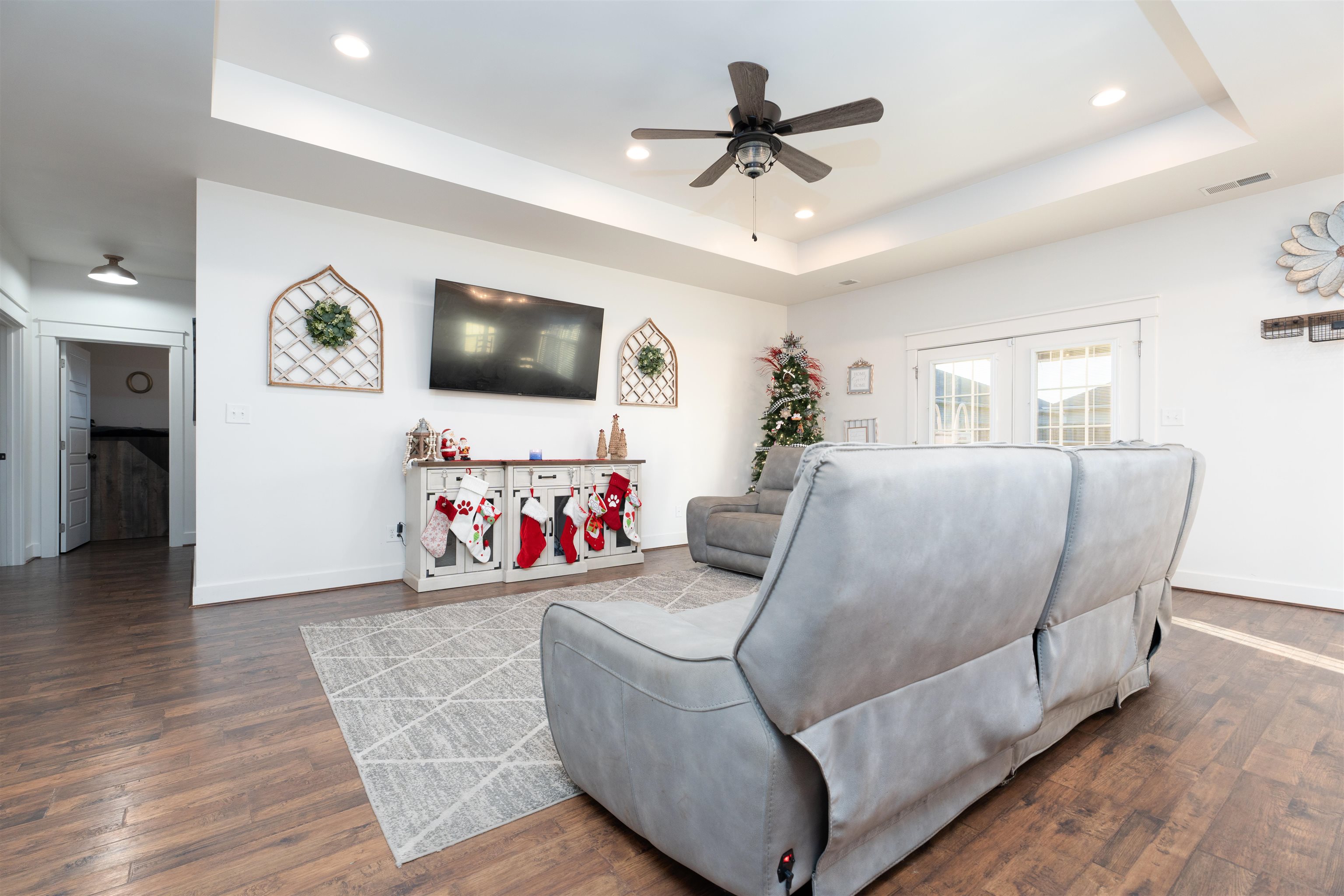 5111 Garnet Ct, Owensboro, Kentucky 42303, 4 Bedrooms Bedrooms, ,2 BathroomsBathrooms,Single Family Residence,For Sale,Garnet Ct,91407