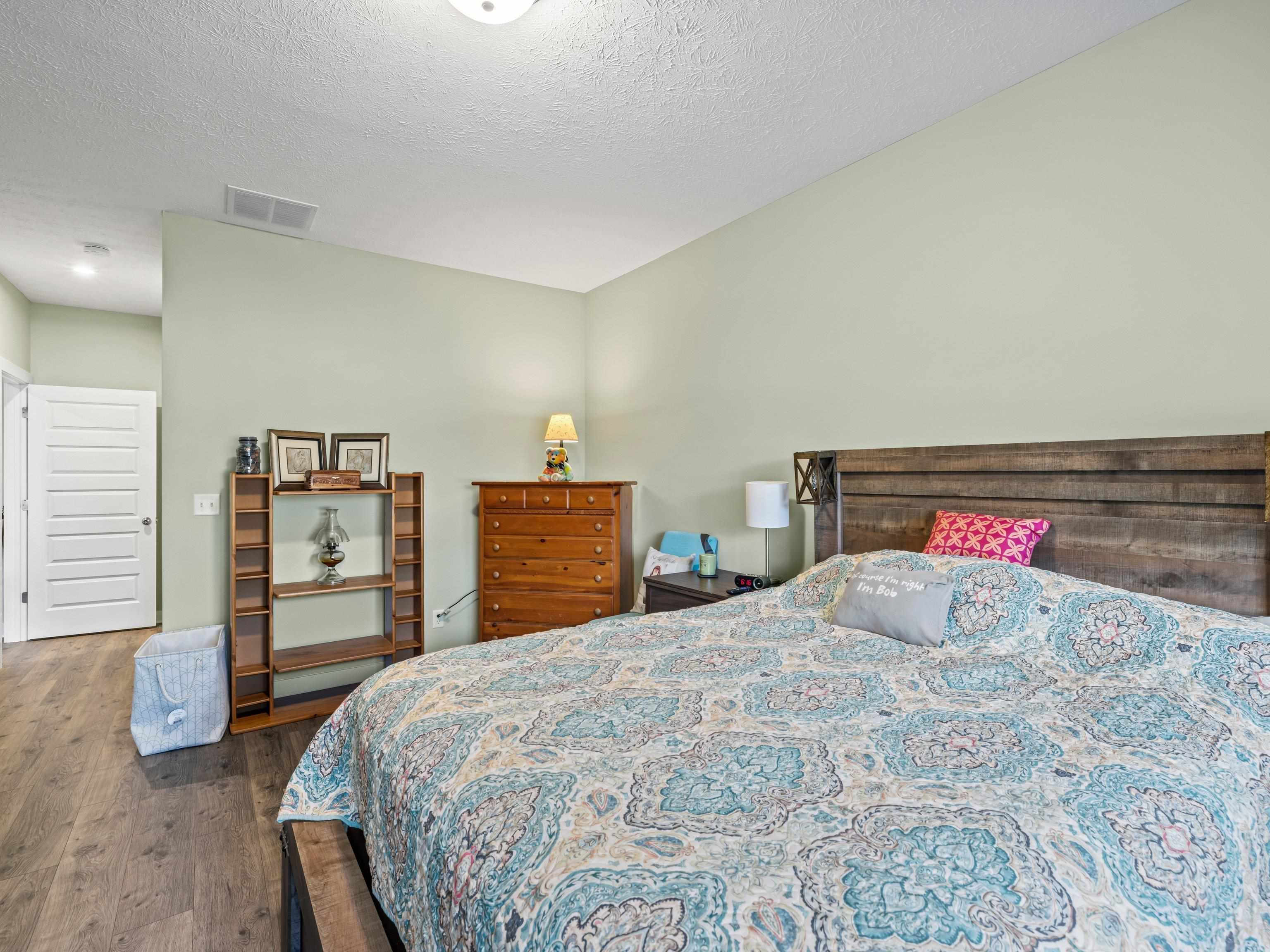 2122 Pebble Wood Drive, Owensboro, Kentucky 42303, 3 Bedrooms Bedrooms, ,2 BathroomsBathrooms,Single Family Residence,For Sale,Pebble Wood Drive,91409