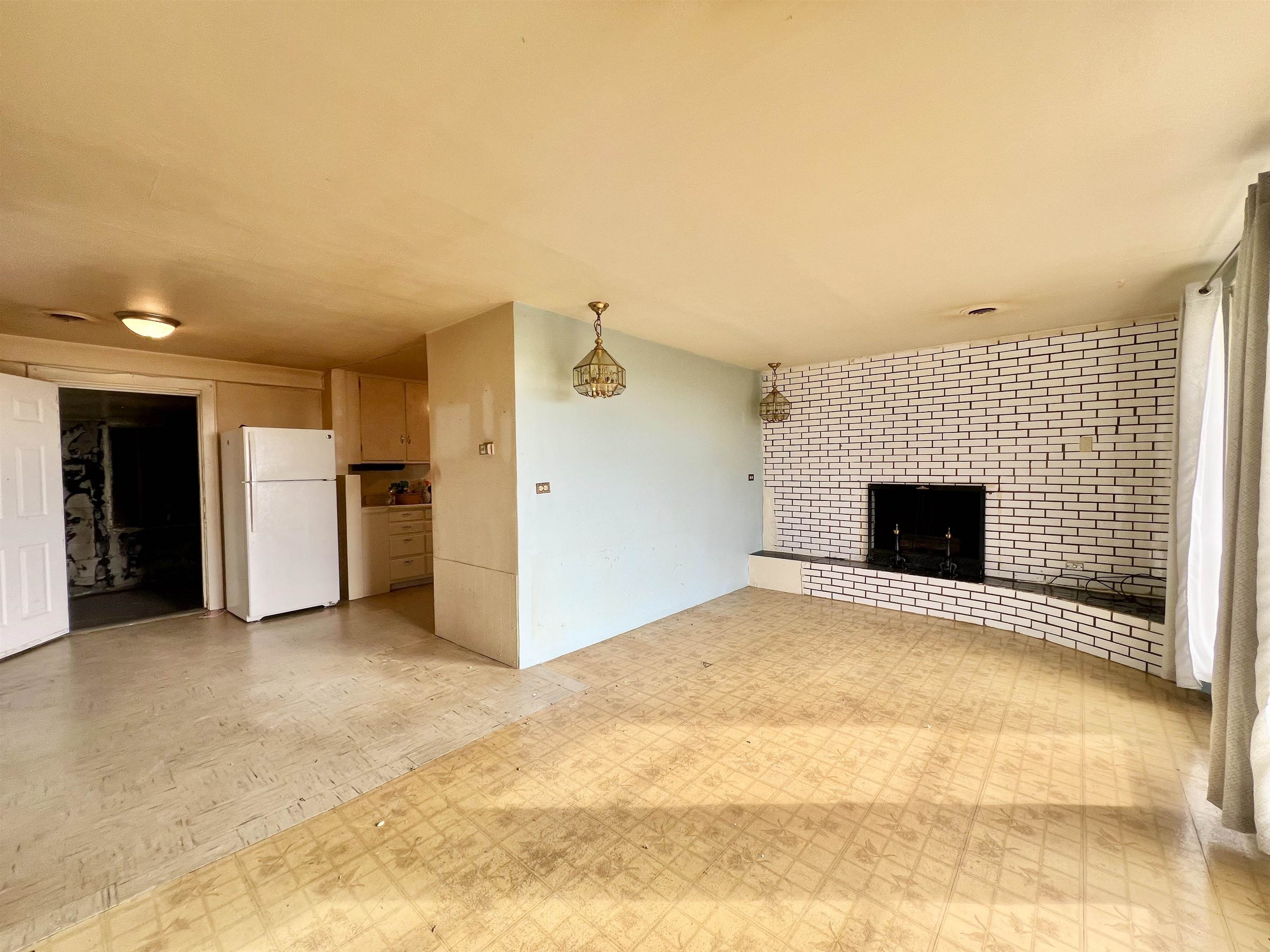 7139 US 60 W, Owensboro, Kentucky 42301, 4 Bedrooms Bedrooms, ,1 BathroomBathrooms,Single Family Residence,For Sale,US 60 W,91410