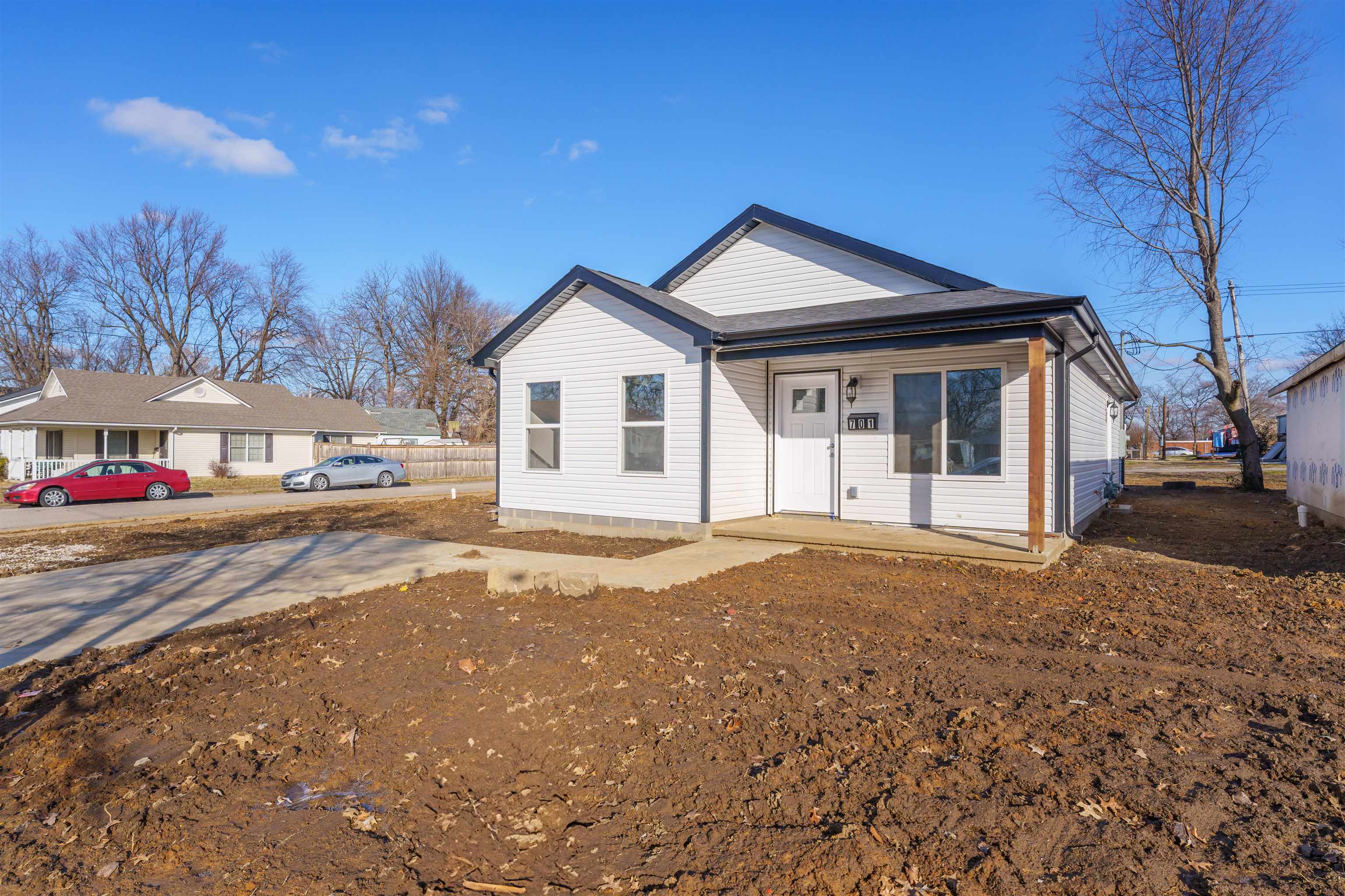 701 Hall St, Owensboro, Kentucky 42303, 3 Bedrooms Bedrooms, ,2 BathroomsBathrooms,Single Family Residence,For Sale,Hall St,91411