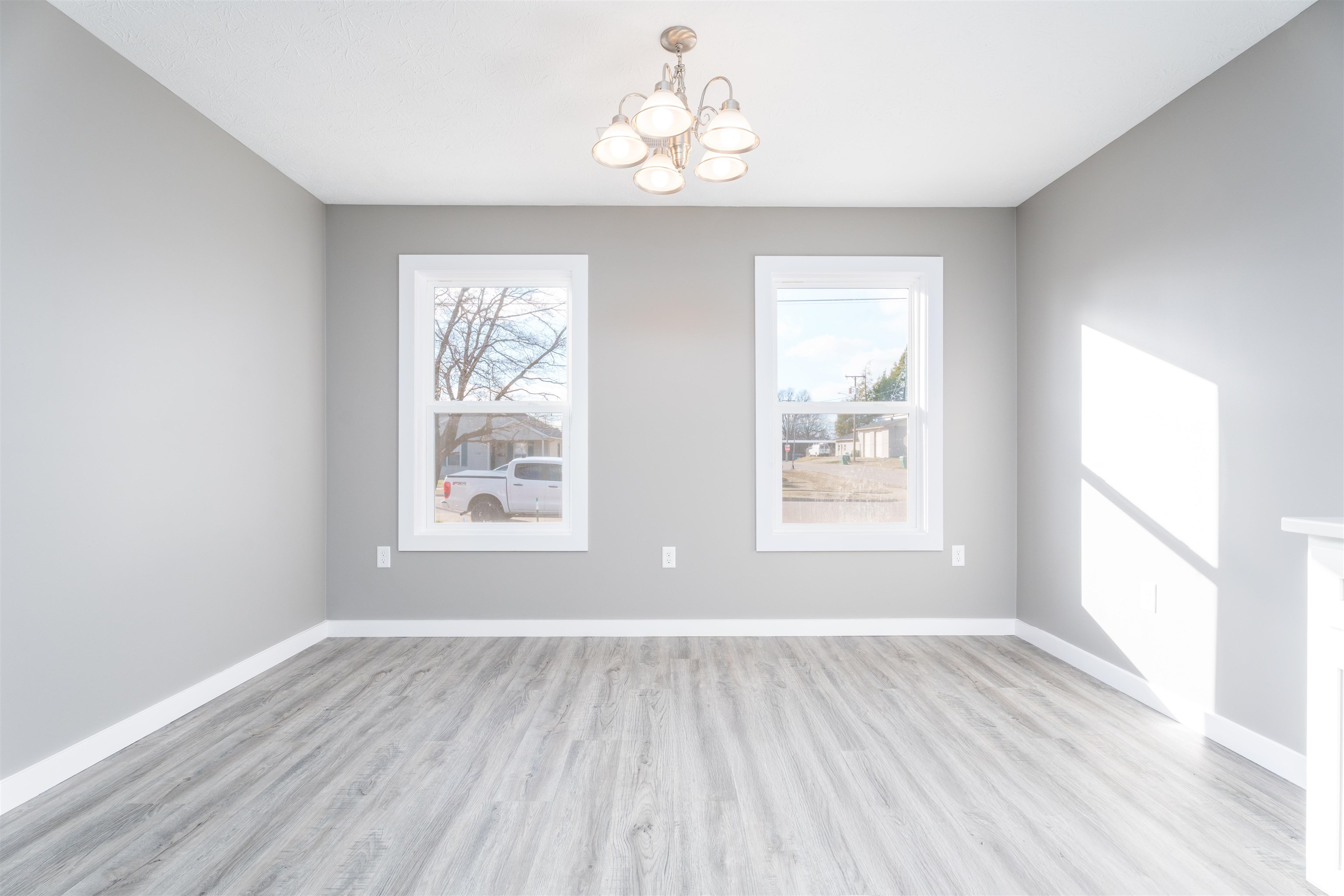 701 Hall St, Owensboro, Kentucky 42303, 3 Bedrooms Bedrooms, ,2 BathroomsBathrooms,Single Family Residence,For Sale,Hall St,91411